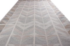 Rug & Kilim’s Scandinavian Style Kilim in Gray and Beige-Brown Chevron Pattern