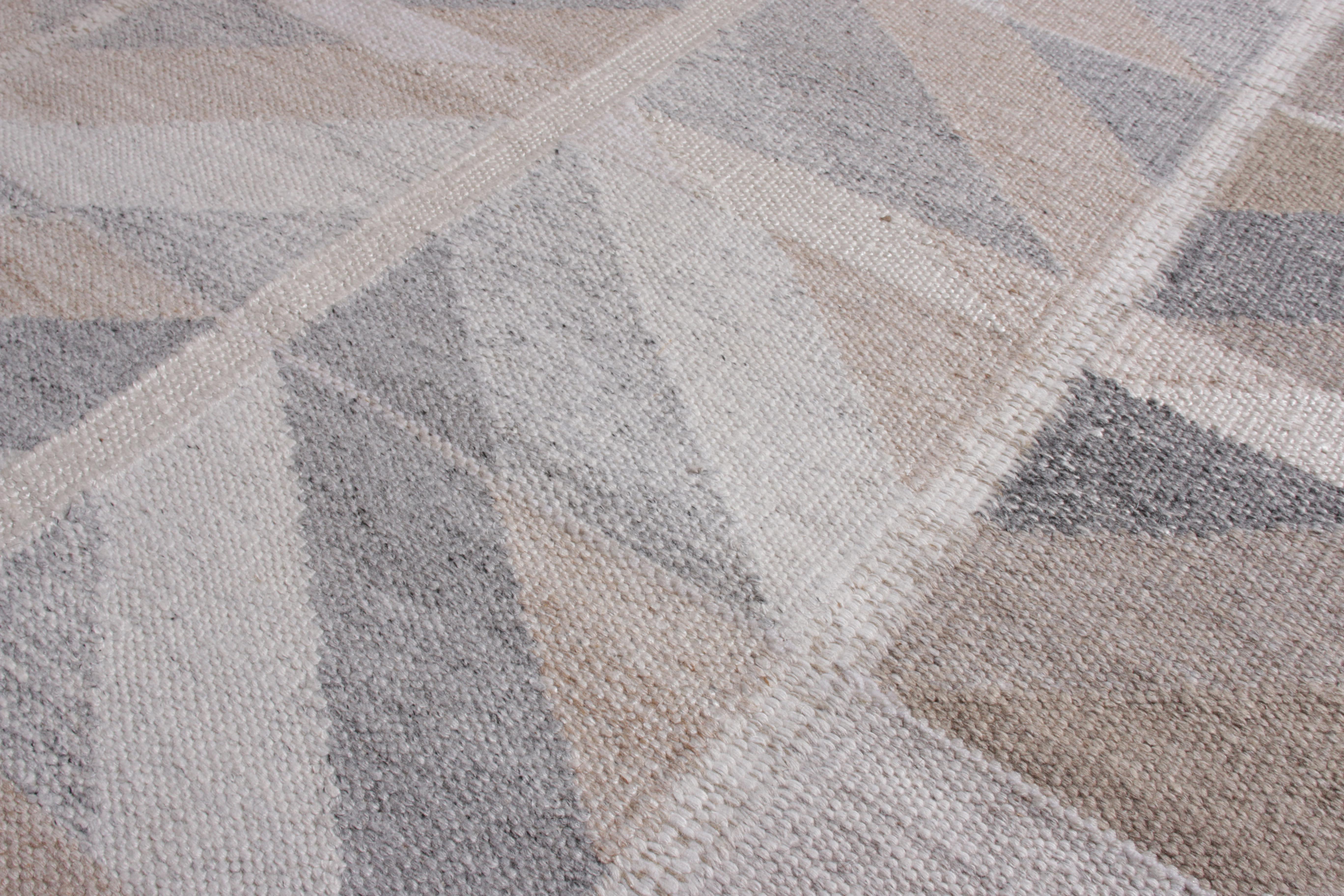 Indian Rug & Kilim’s Scandinavian Style Kilim in Gray and Beige-Brown Chevron Pattern For Sale