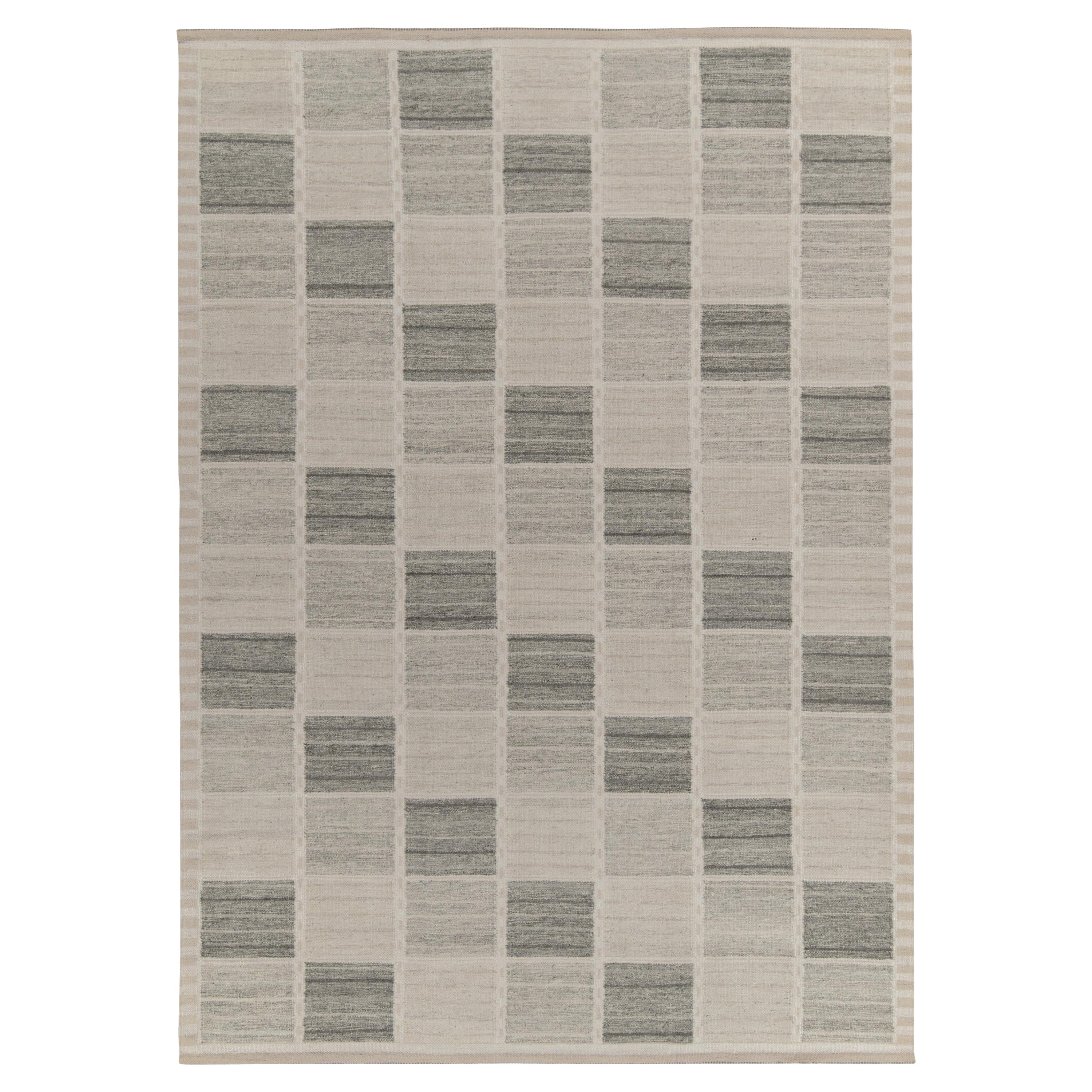 Rug & Kilim: Kilim in stile scandinavo con motivi geometrici bianchi e grigi