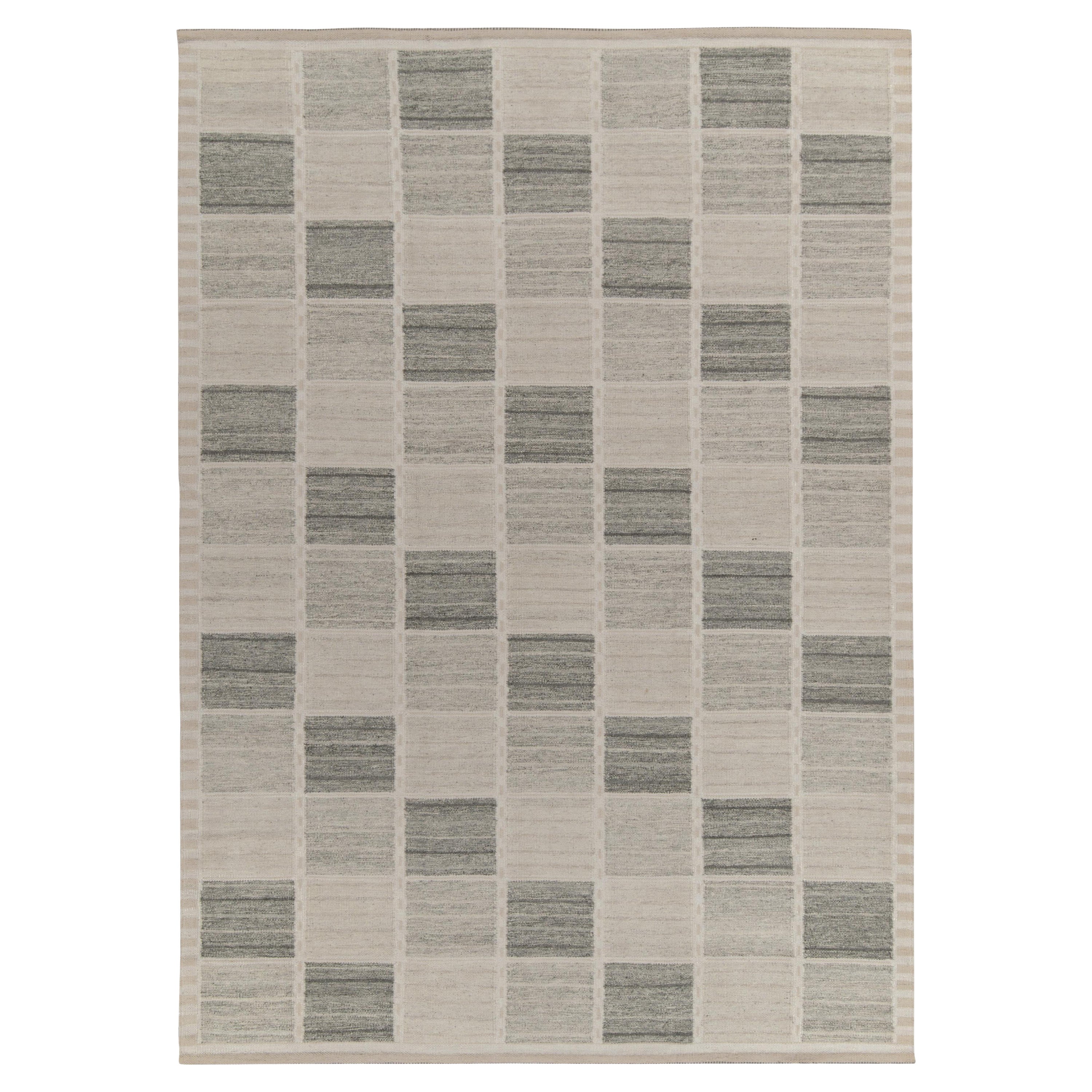 Rug & Kilim: Kilim in stile scandinavo con motivi geometrici bianchi e grigi