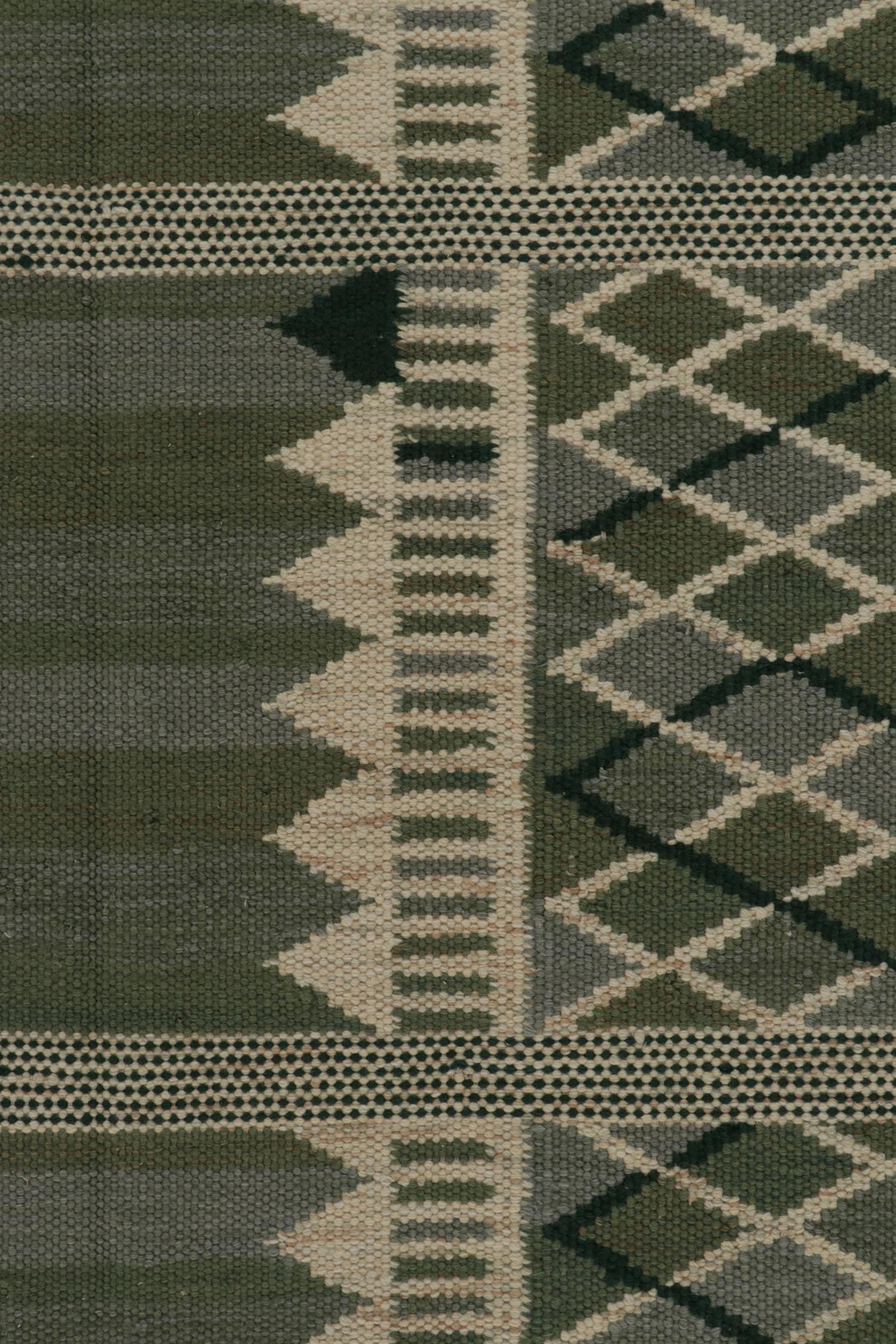 Rug & Kilim’s Scandinavian Style Kilim in Green & White Geometric Pattern In New Condition For Sale In Long Island City, NY