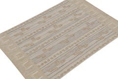 Kilim de estilo escandinavo de Rug & Kilim con motivos en gris y blanco roto
