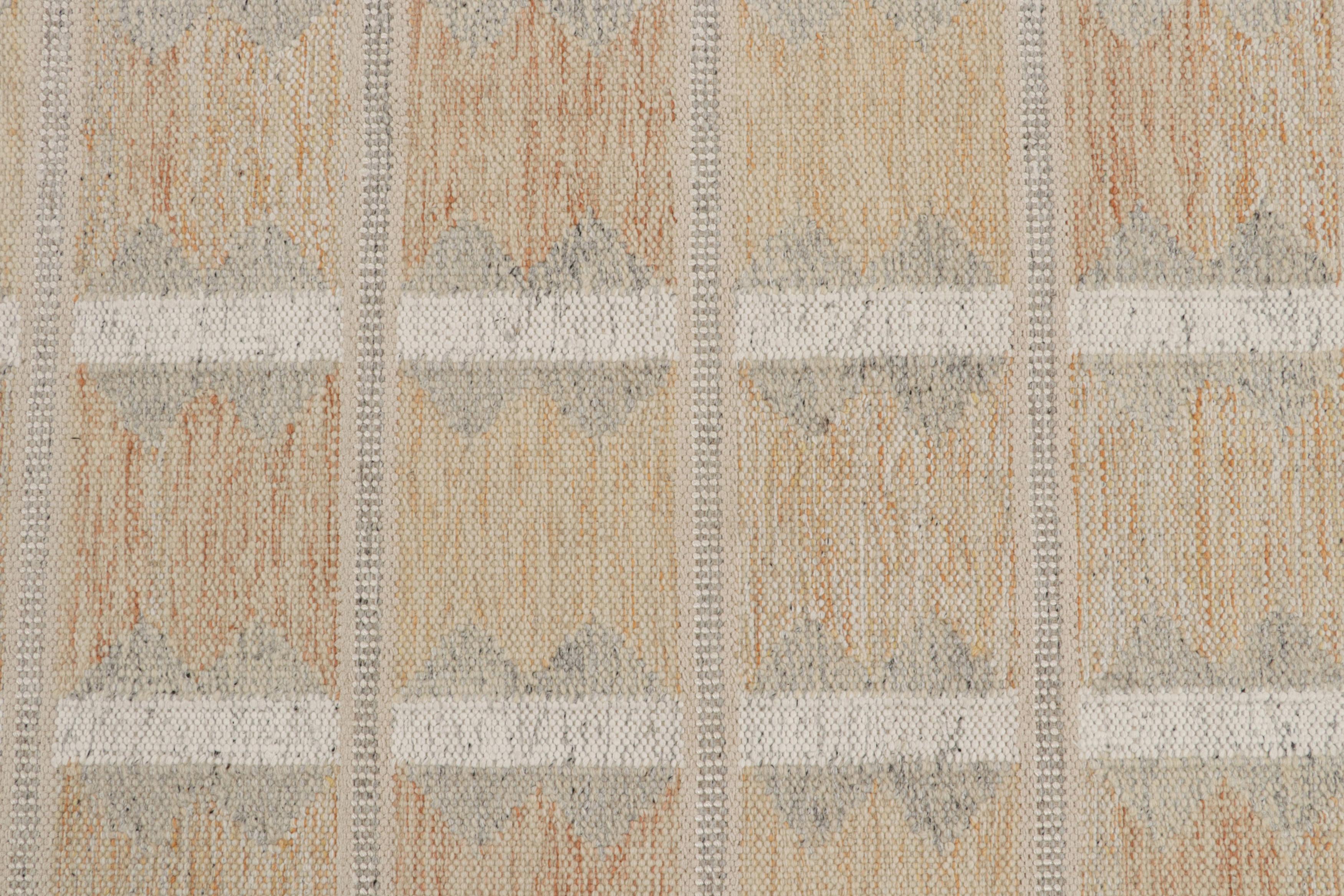 Rug & Kilim's skandinavischer Stil Kilim in Elfenbein & Off-White Geometrisch gemustert im Zustand „Neu“ im Angebot in Long Island City, NY