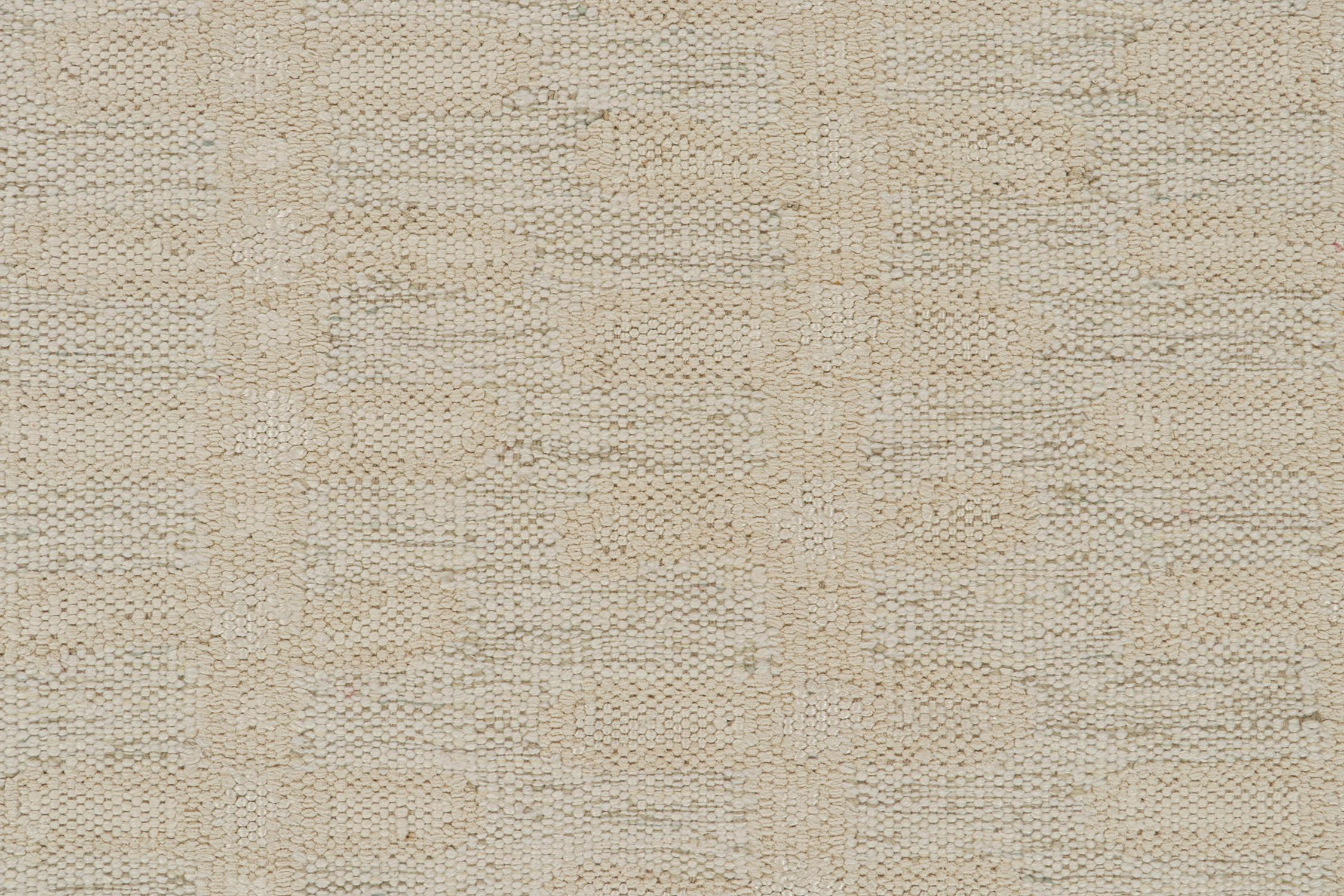 Rug & Kilim: Kilim in stile scandinavo in bianco perla con motivo floreale In condizioni Nuovo in vendita a Long Island City, NY