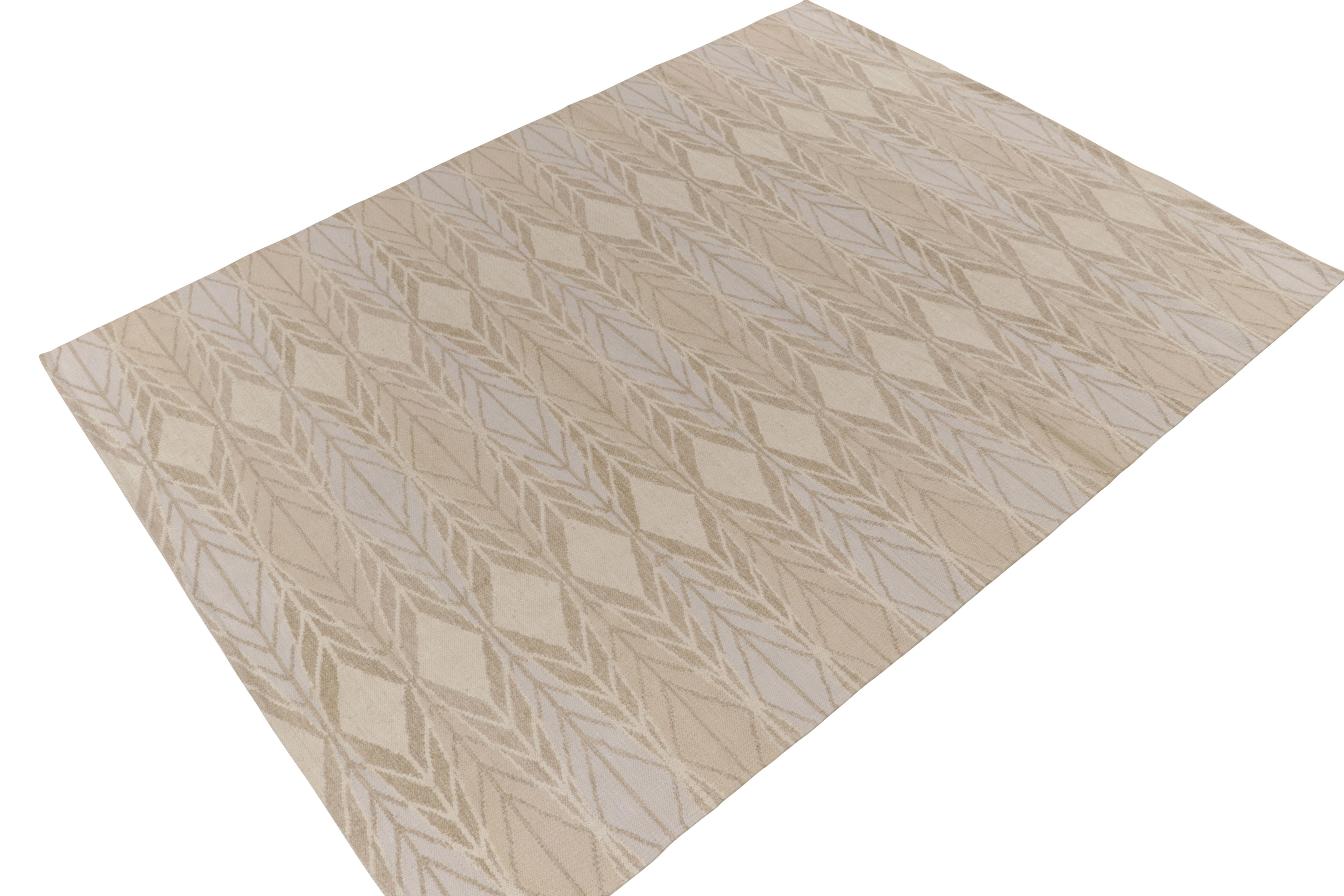 An elegant flat weave from Rug & Kilim’s Scandinavian Kilim Collection; exemplifying a contemporary innovation of the revered aesthetic. 


On the Design: Exemplified in this 9x12, this kilim design possesses exemplary textural sensibility that