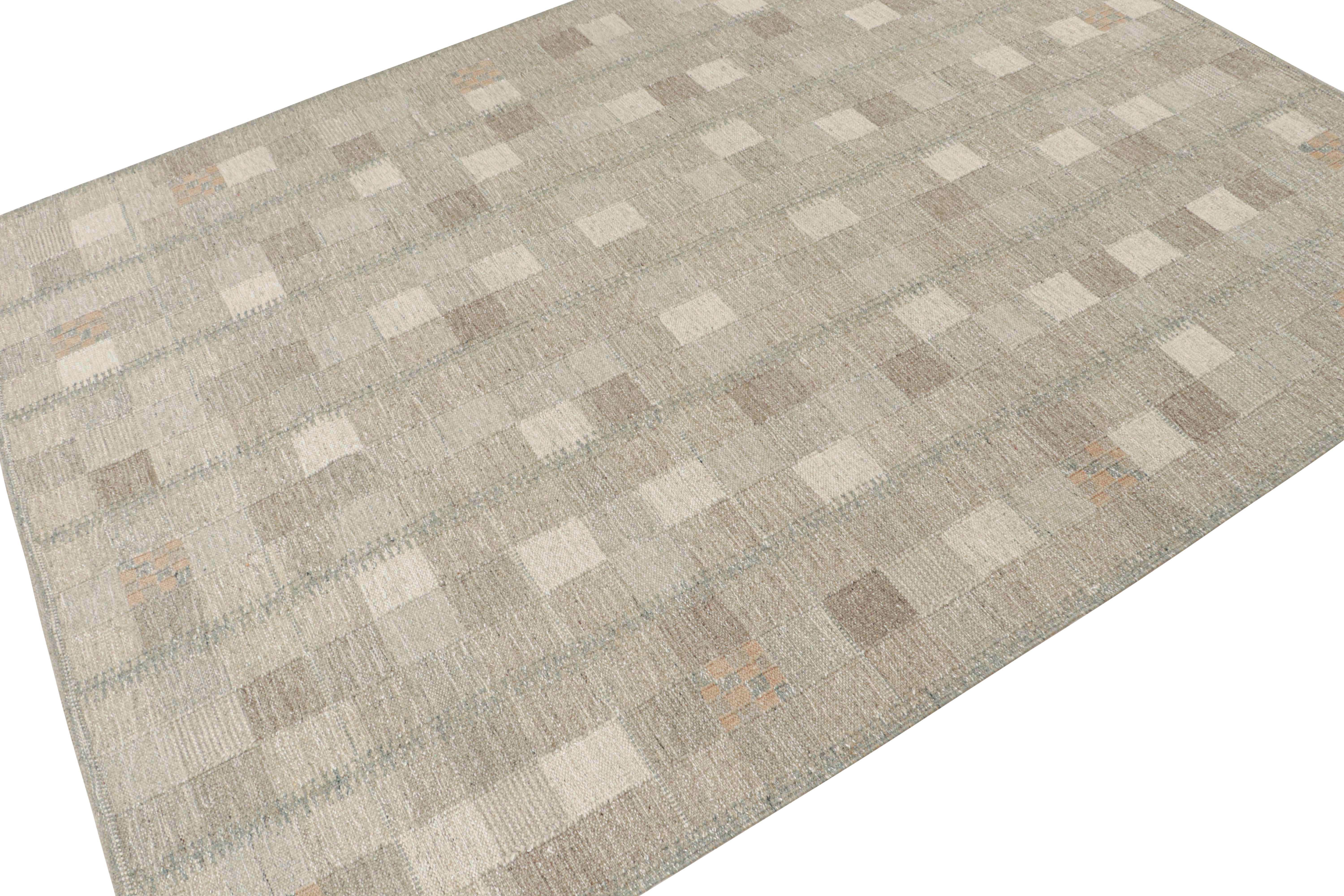 Skandinavischer Kilim von Rug & Kilim mit geometrischem Muster in Taupe und Grau (Skandinavische Moderne) im Angebot