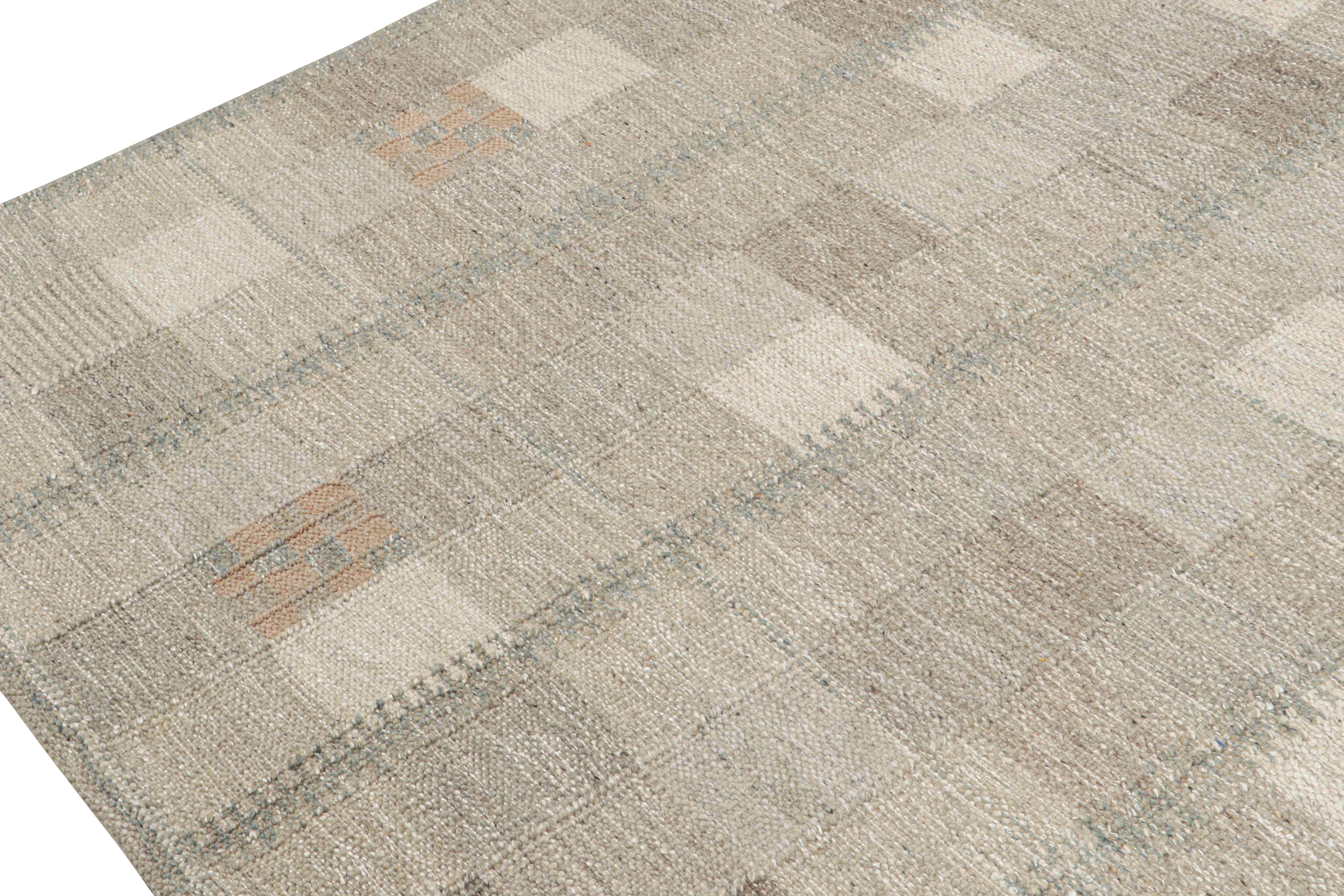 Hand-Knotted Rug & Kilim’s Scandinavian Style Kilim in Taupe & Gray Geometric Pattern For Sale
