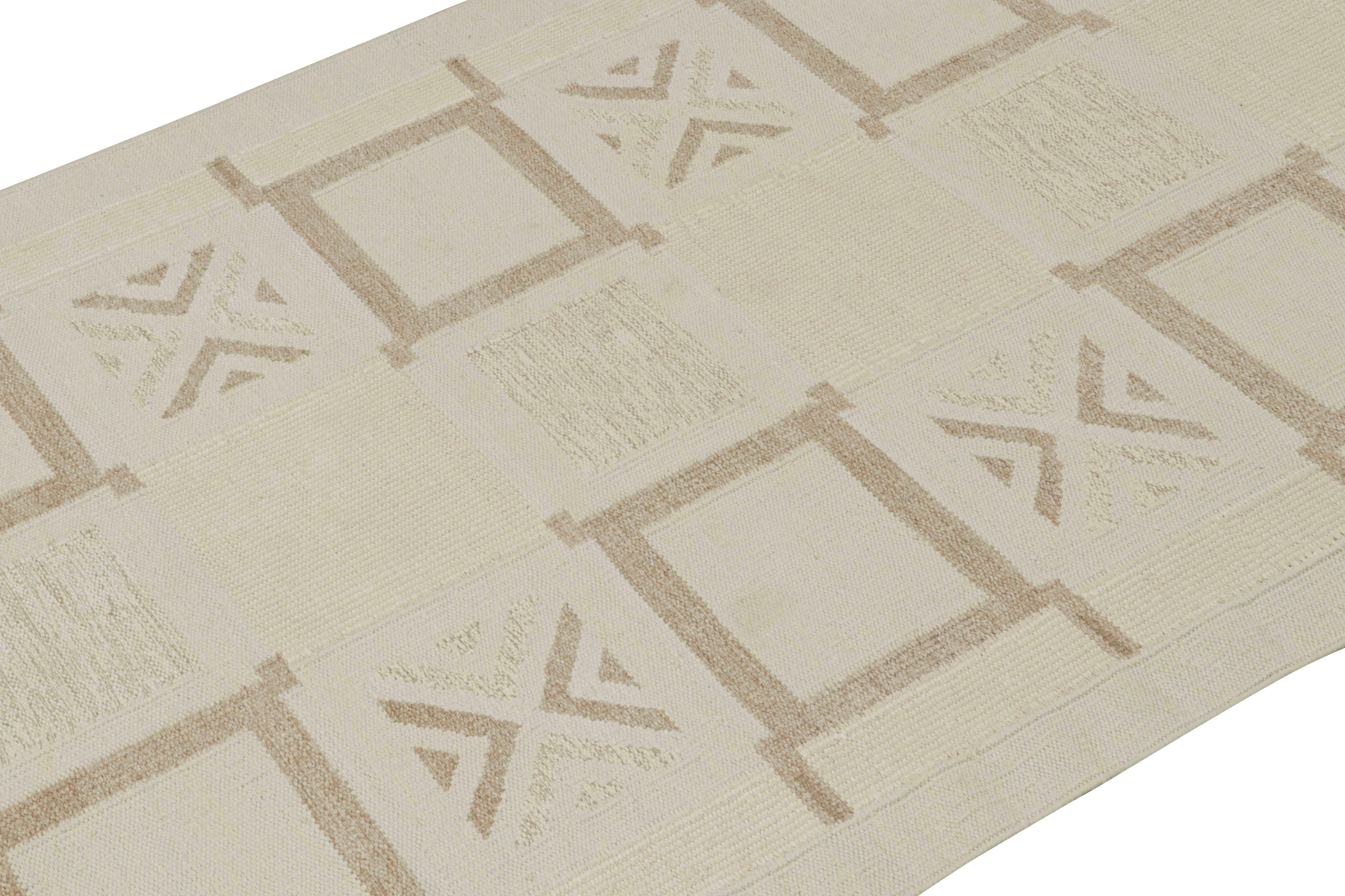 Indian Rug & Kilim’s Scandinavian style Kilim in White & Beige-Brown Geometric Patterns For Sale