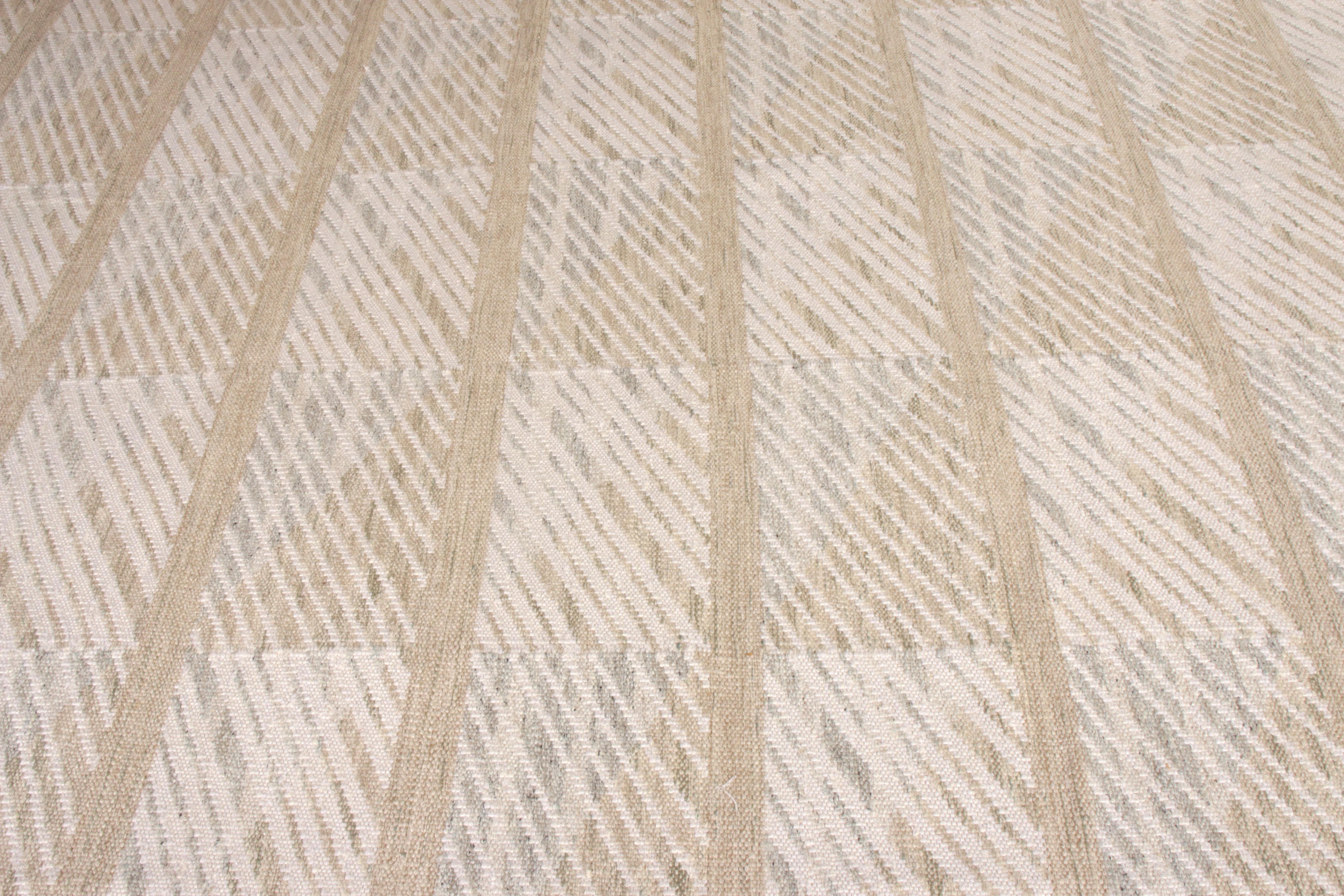 Indian Rug & Kilim’s Scandinavian Style Kilim Rug, Beige-Brown White Geometric Pattern