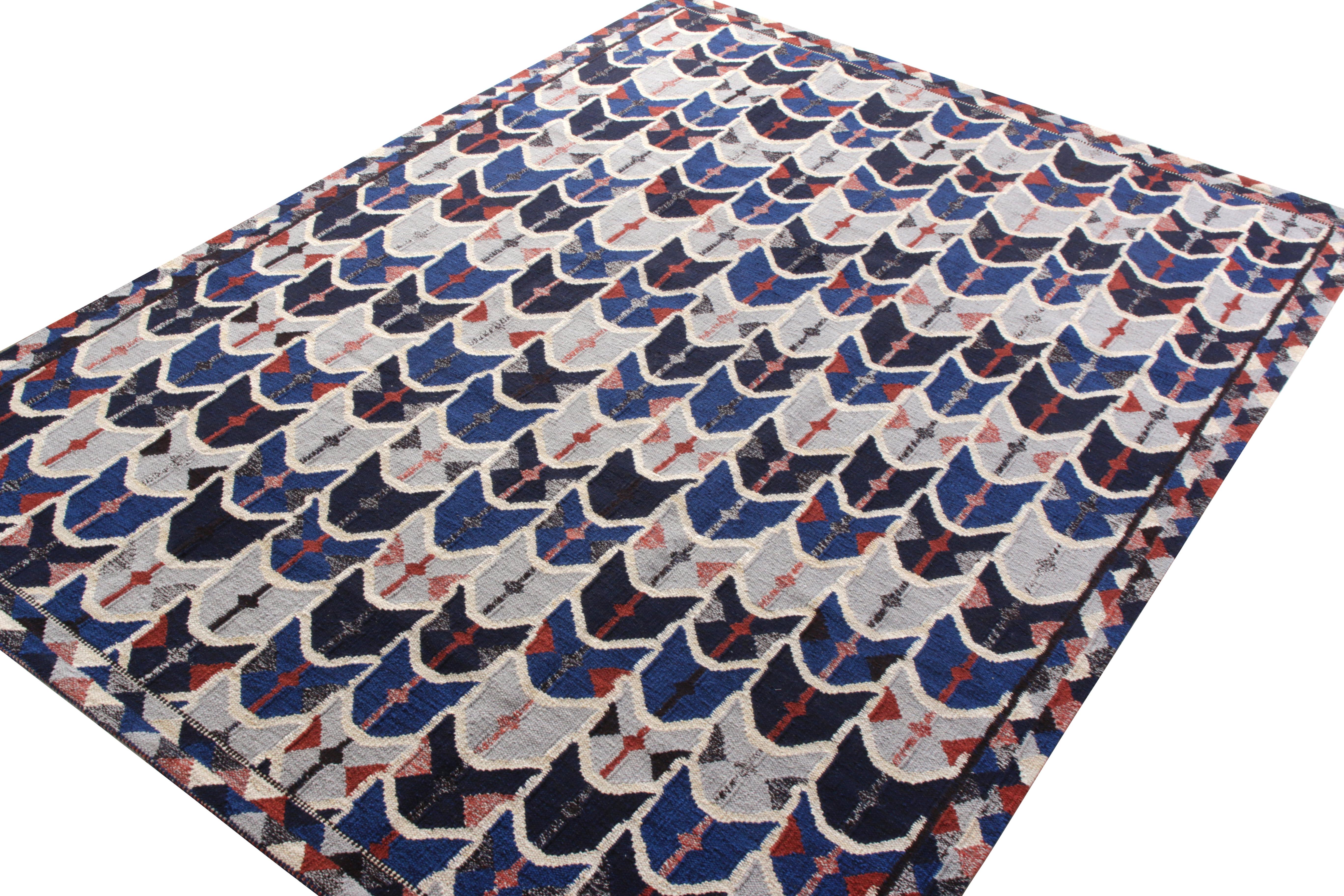 Scandinavian Modern Rug & Kilim’s Scandinavian Style Kilim rug in Blue and White Geometric Pattern For Sale