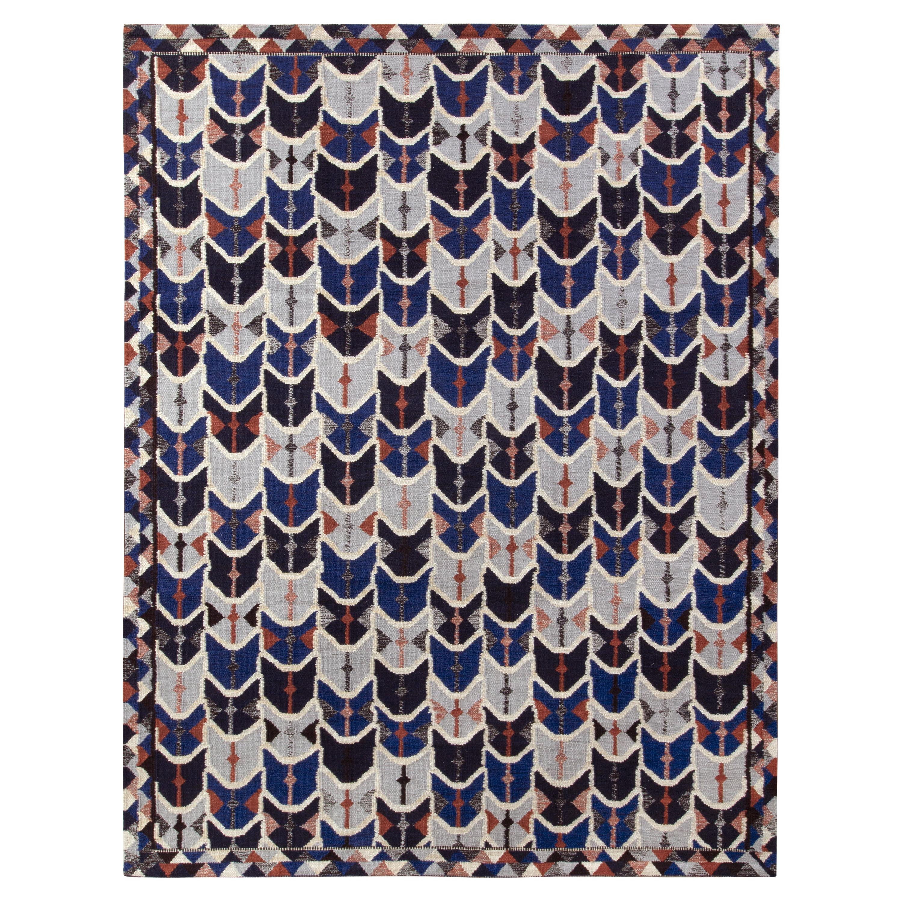 Rug & Kilim’s Scandinavian Style Kilim rug in Blue and White Geometric Pattern