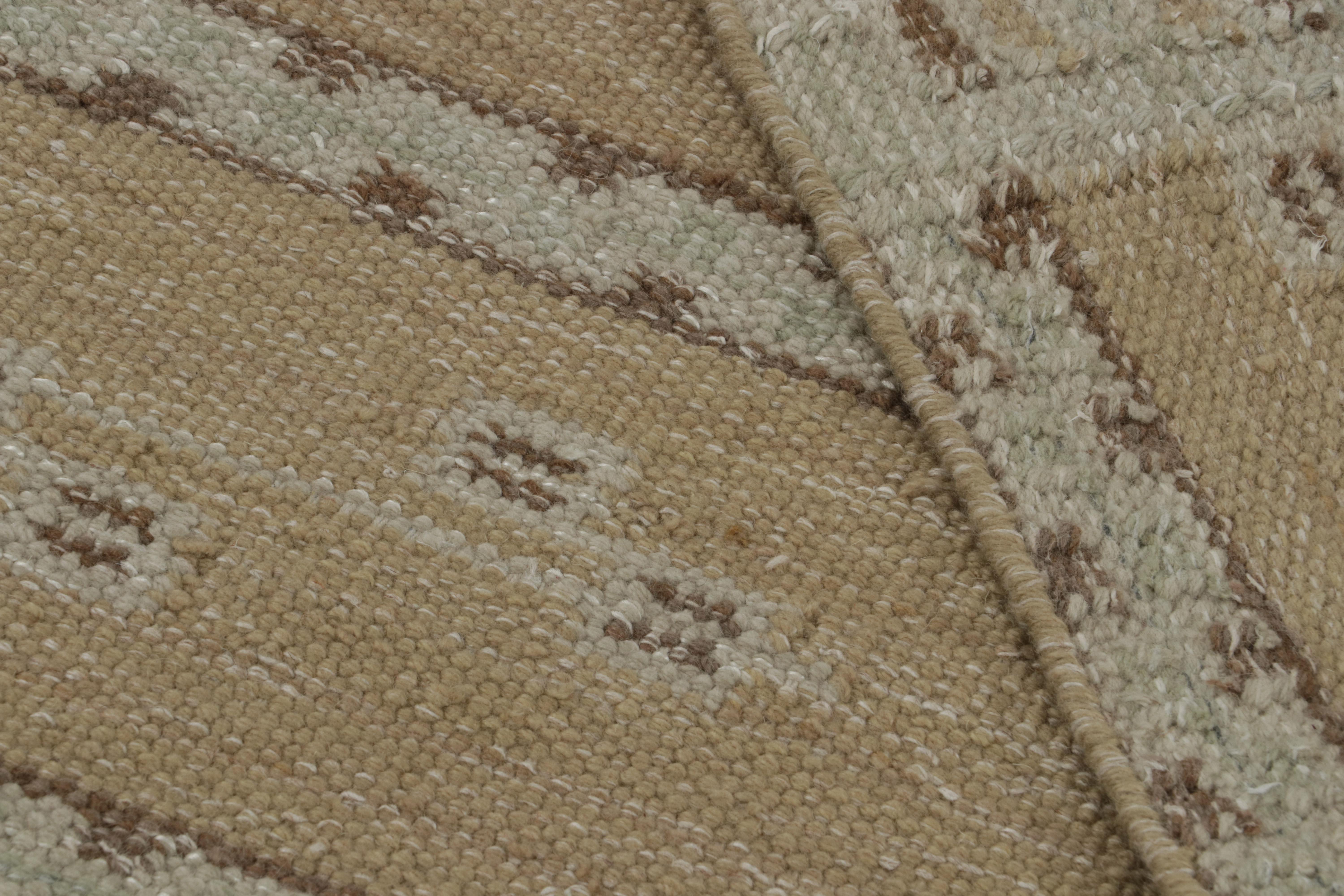 XXIe siècle et contemporain Rug & Kilim's Scandinavian Style Kilim Rug in Brown with Geometric Patterns (tapis de style scandinave à motifs géométriques) en vente