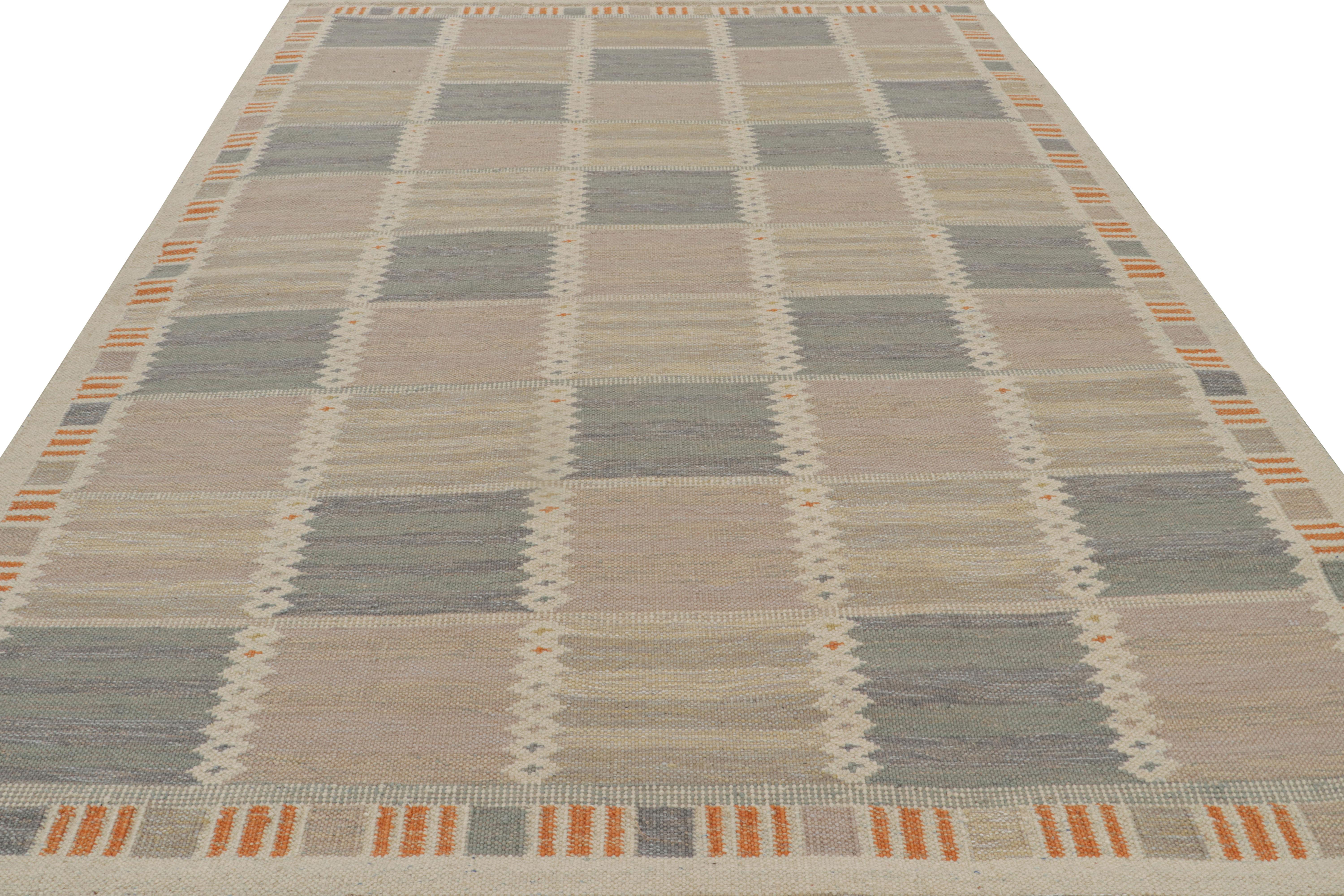 Rug & Kilim's skandinavischer Teppich mit beige-braunen und blauen geometrischen Mustern (Skandinavische Moderne) im Angebot