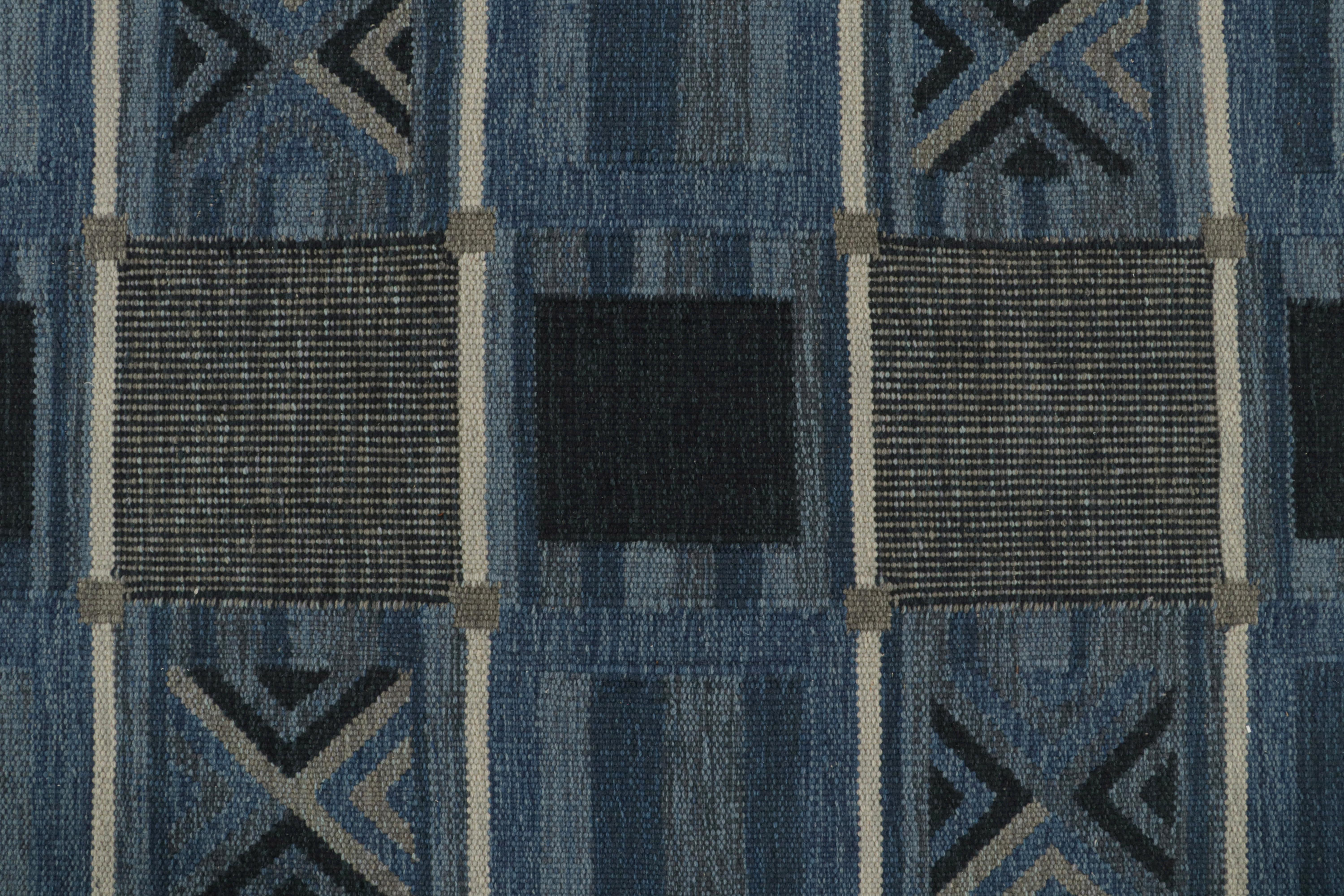 Rug & Kilim’s Scandinavian Style Kilim Rug with Blue and Gray Geometric Patterns In New Condition For Sale In Long Island City, NY
