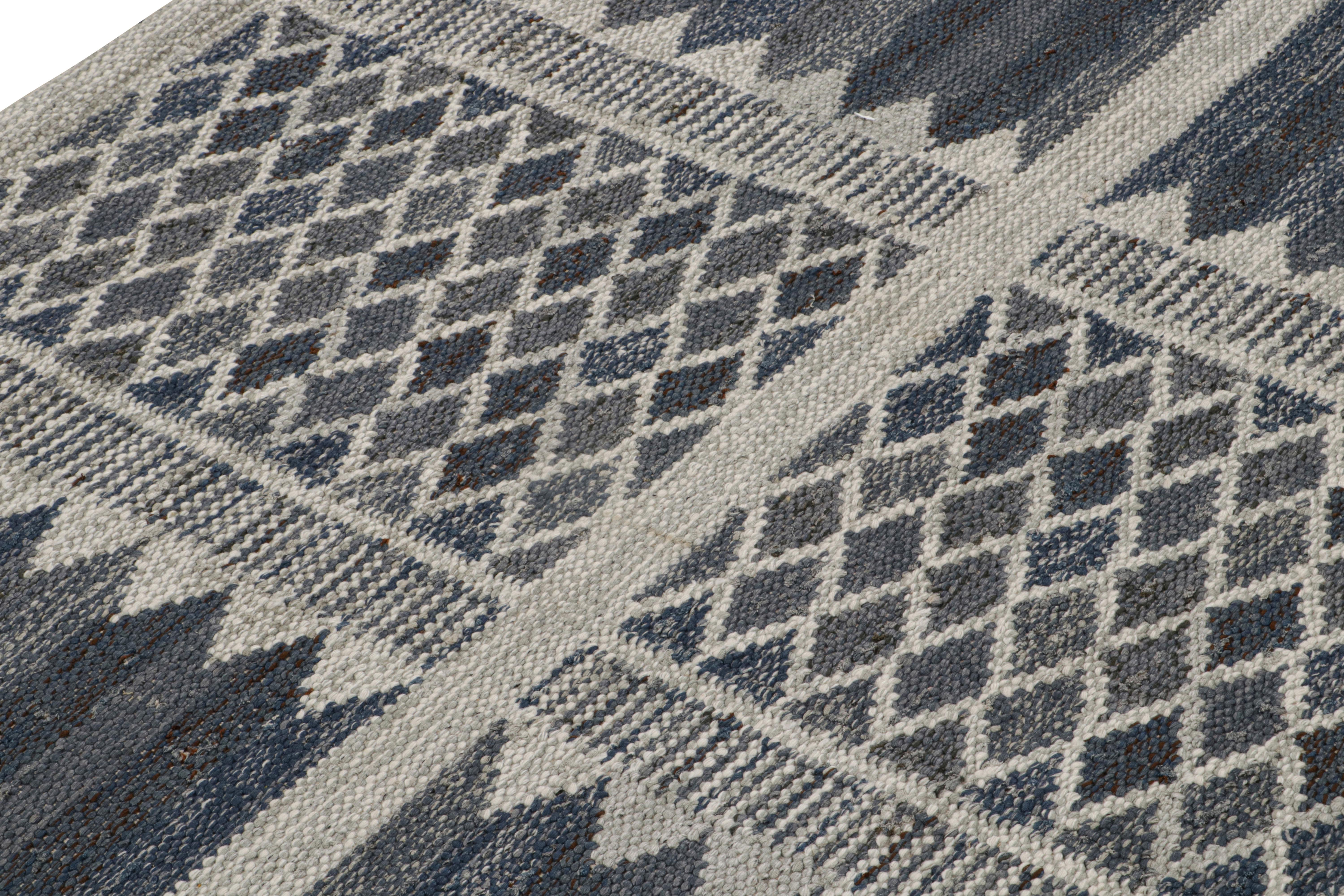 Hand-Woven Rug & Kilim’s Scandinavian Style rug with Blue-Gray Patterns For Sale