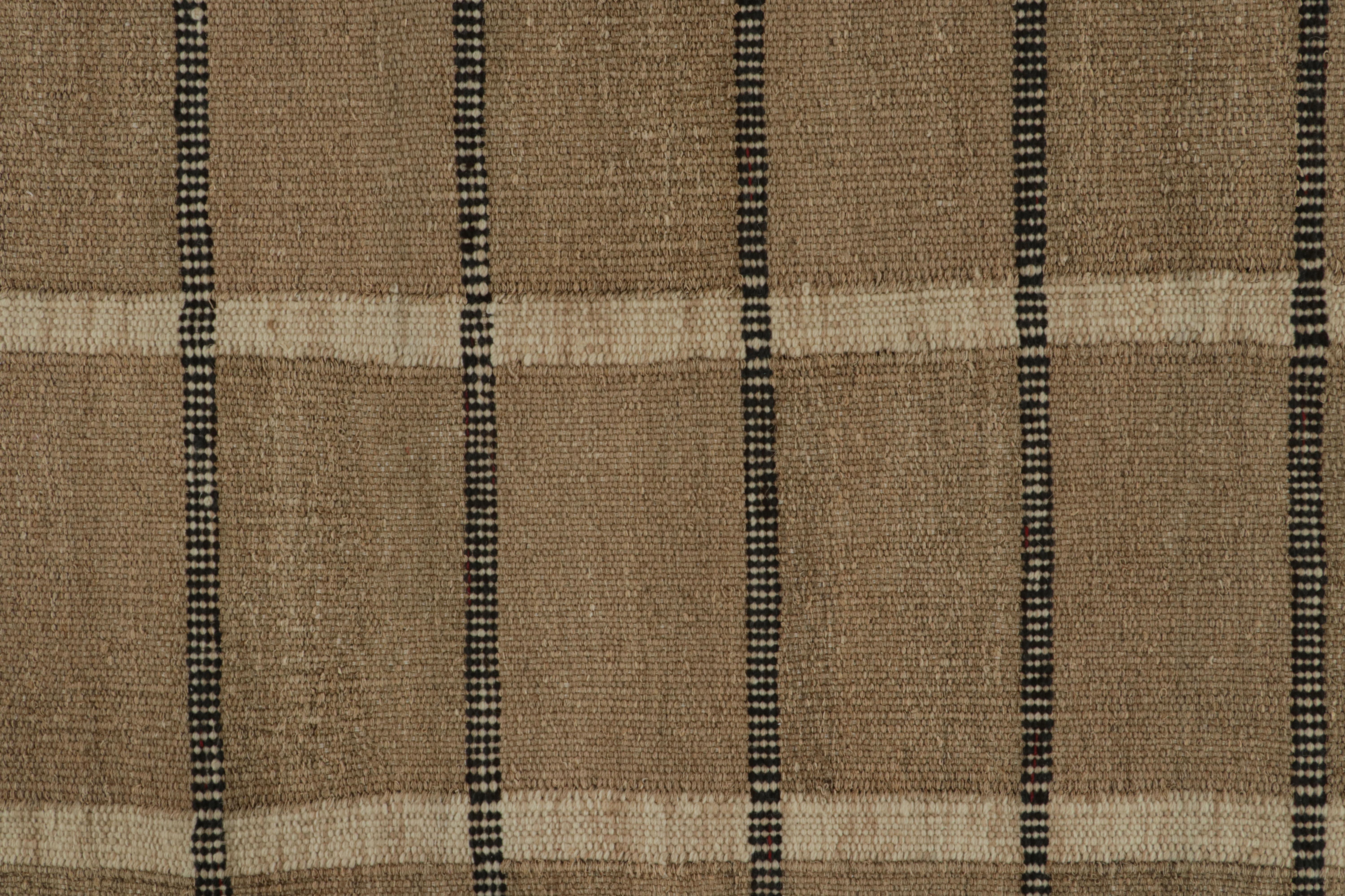 Rug & Kilim's skandinavischer Stil Kilim Läufer & Hanf Teppich in Beige-Braun gestreift im Zustand „Neu“ im Angebot in Long Island City, NY