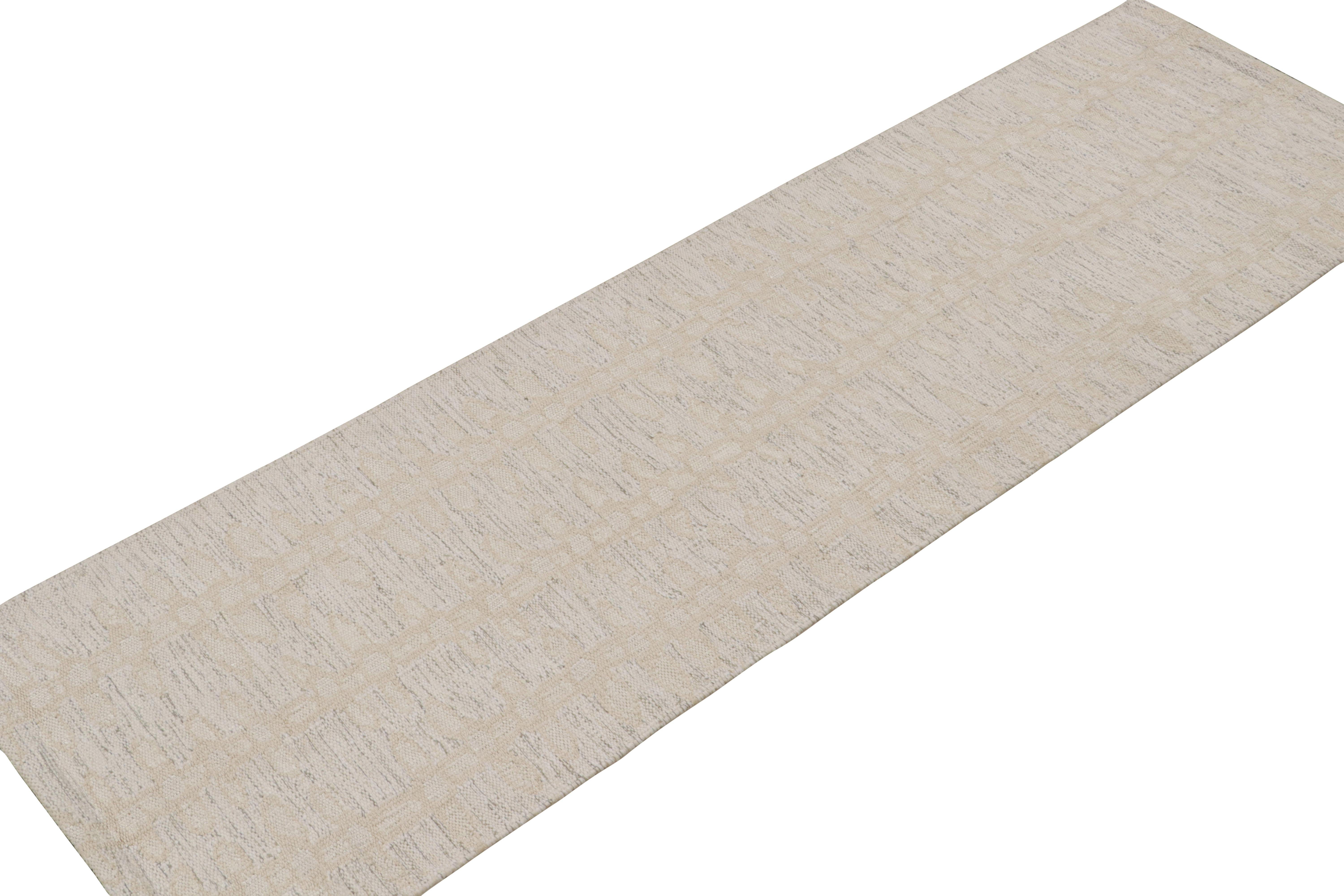 Un elegante runner kilim 3x10 in stile svedese della nostra premiata collezione di tessuti piatti scandinavi. Tessuti a mano in lana, cotone e filati naturali non tinti.

Sul design: 

Questo runner presenta motivi floreali in bianco e beige. Gli