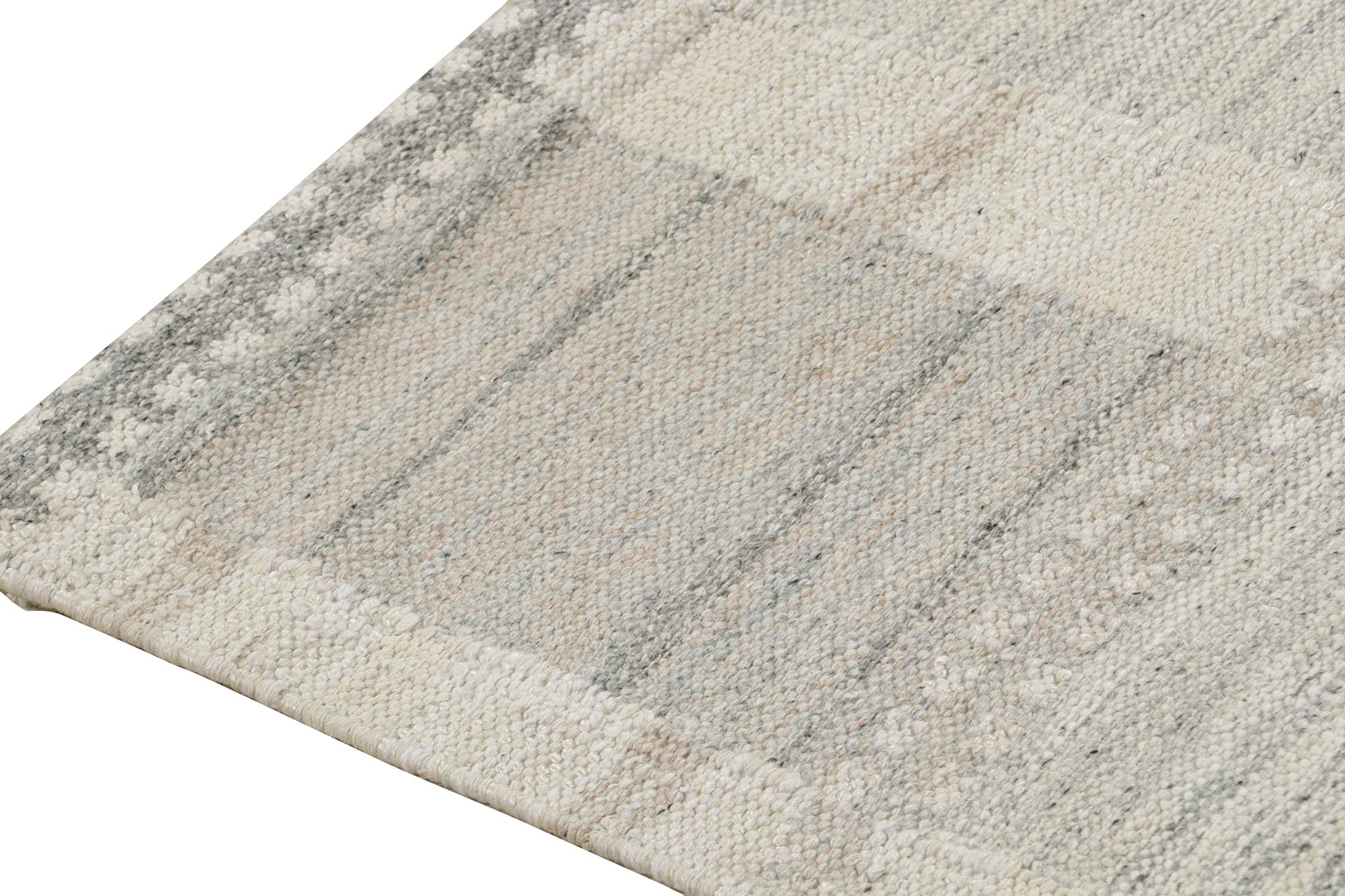 Hand-Knotted Rug & Kilim’s Scandinavian Style Kilim runner with Patterns in White & Grey For Sale