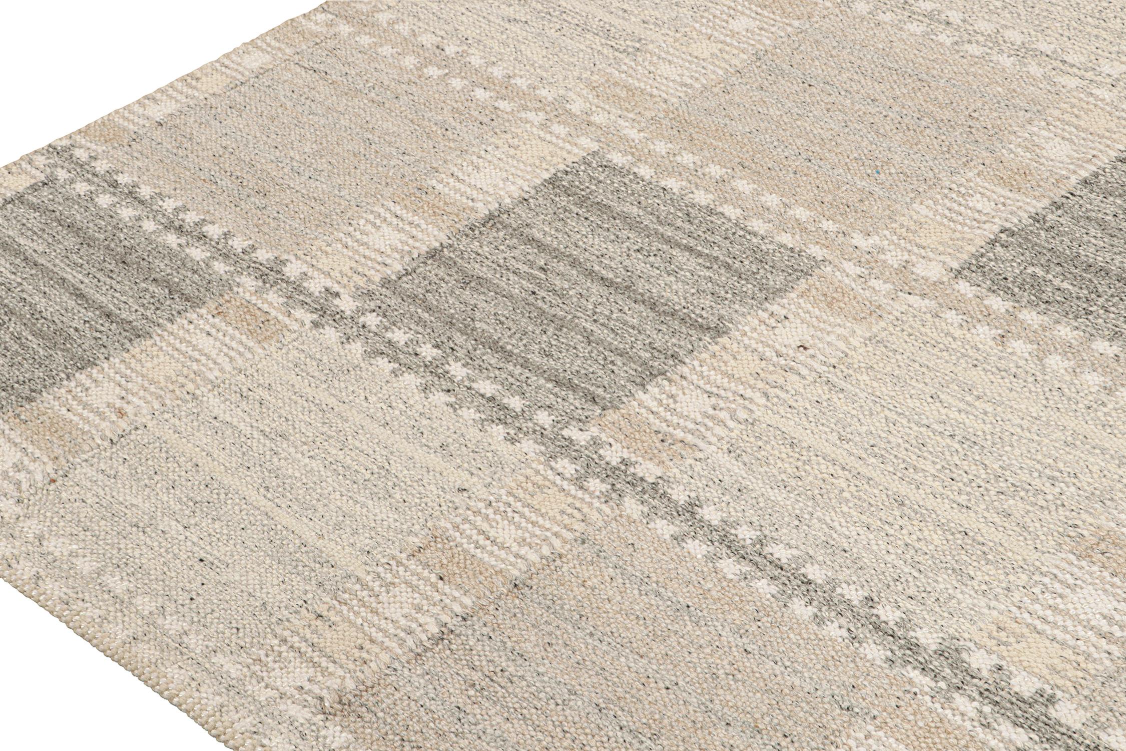 Hand-Knotted Rug & Kilim’s Scandinavian Style Kilim with Beige and Gray Geometric Patterns For Sale