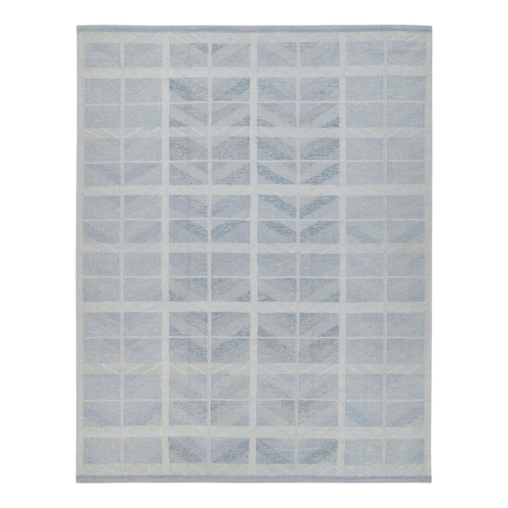 Rug
Kilim
s Scandinavian Style Kilim With Blue And Silver Geometric Patterns (Kilim de style scandinave avec des motifs géométriques bleus et argentés)