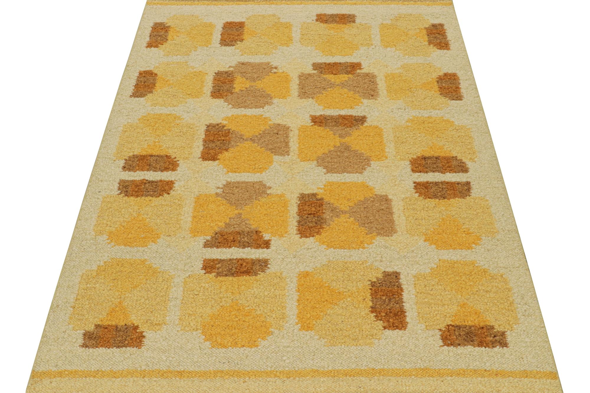 Hand-Knotted Rug & Kilim’s Scandinavian Style Kilim with Gold-Brown Geometric Patterns For Sale