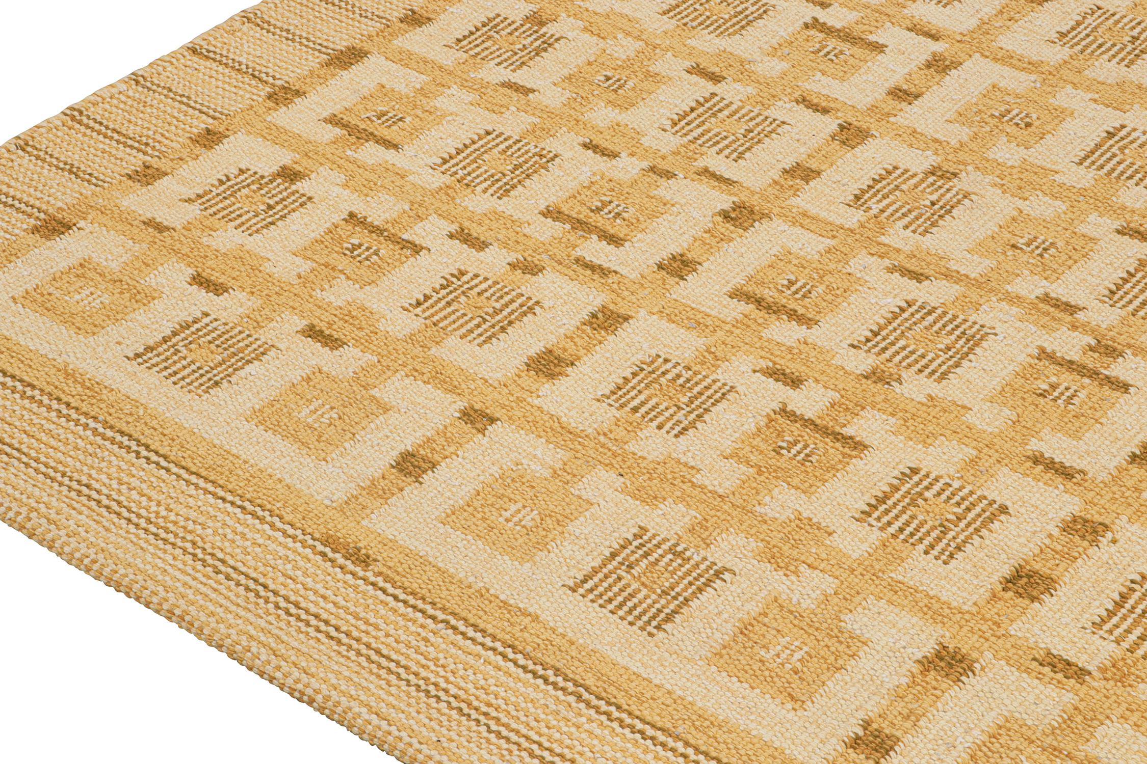 Hand-Knotted Rug & Kilim’s Scandinavian Style Kilim with Gold Geometric Pattern For Sale
