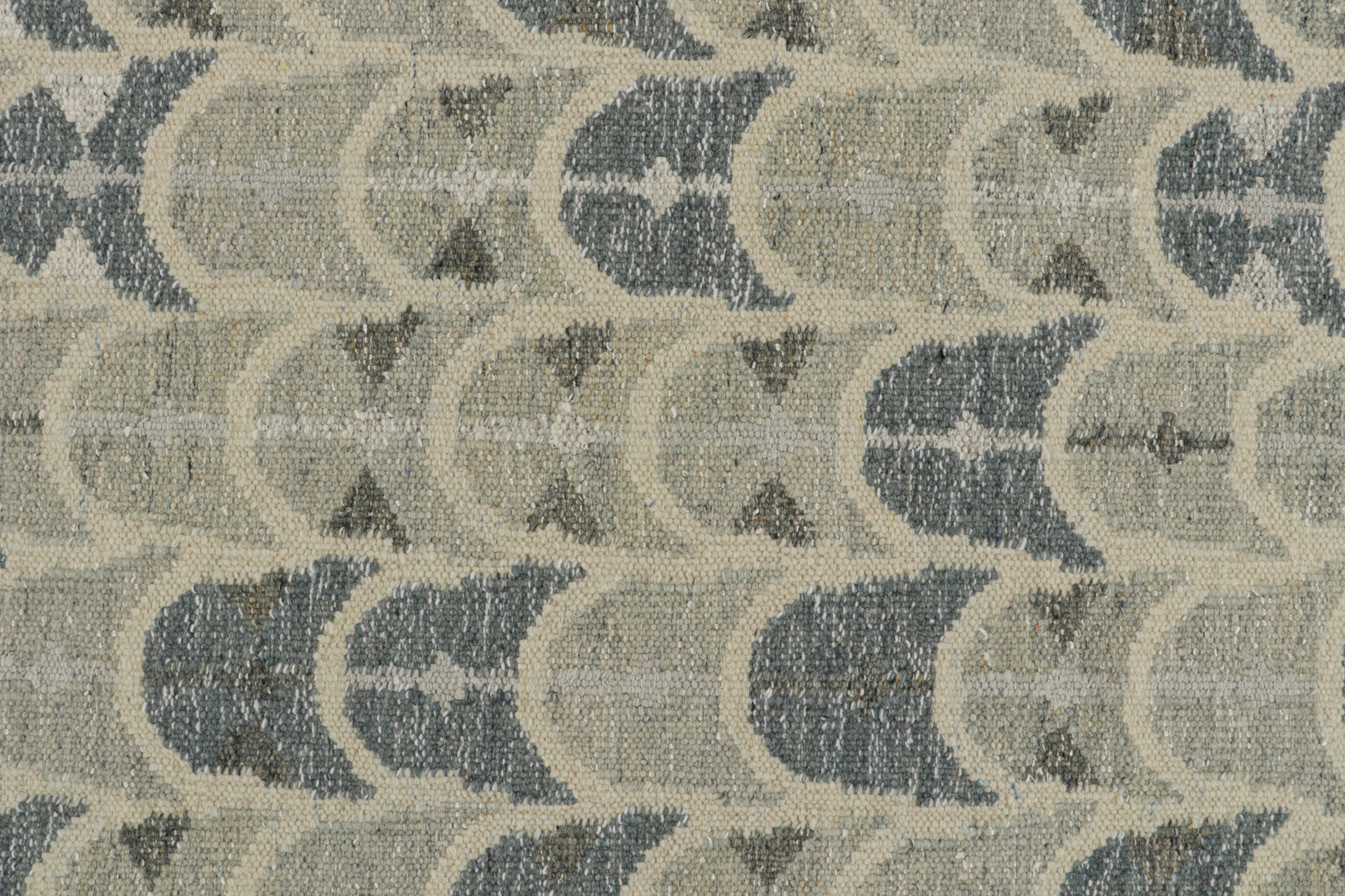 Rug & Kilim: Kilim in stile scandinavo con motivi geometrici grigi e blu In condizioni Nuovo in vendita a Long Island City, NY