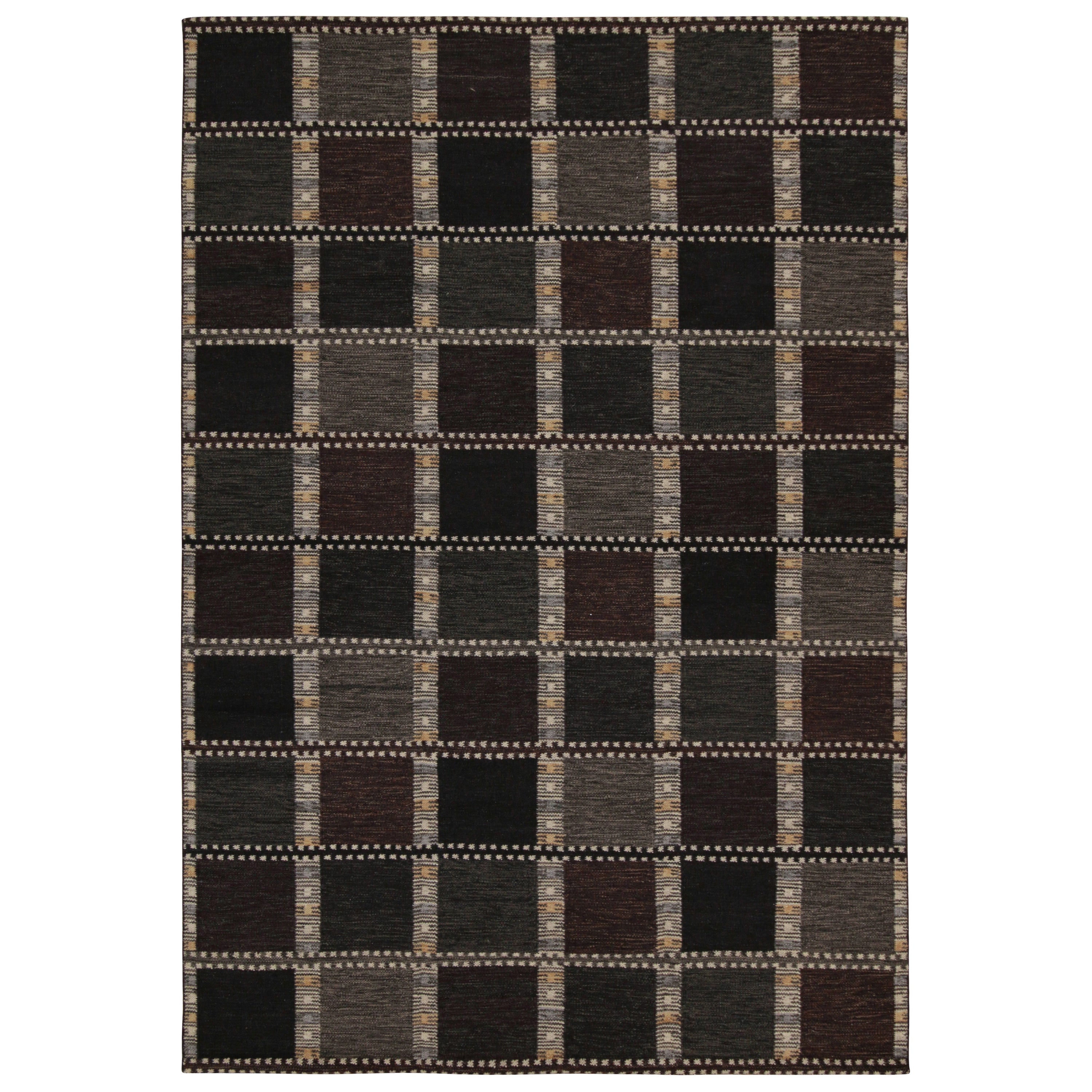 Rug & Kilim’s Scandinavian Style Kilim with Grid Geometric Pattern