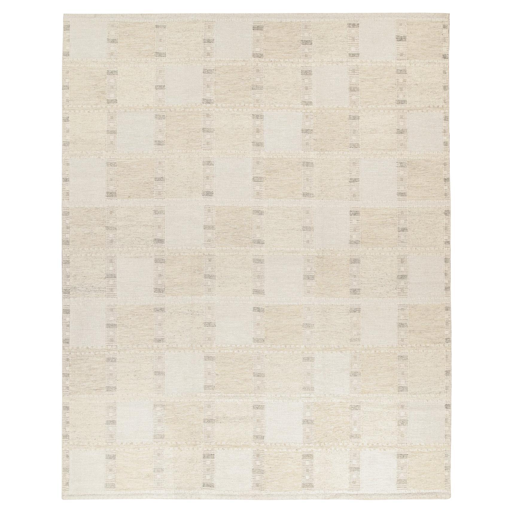 Rug & Kilim's Kilim im skandinavischen Stil mit geometrischen Mustern in Taupe und Beige