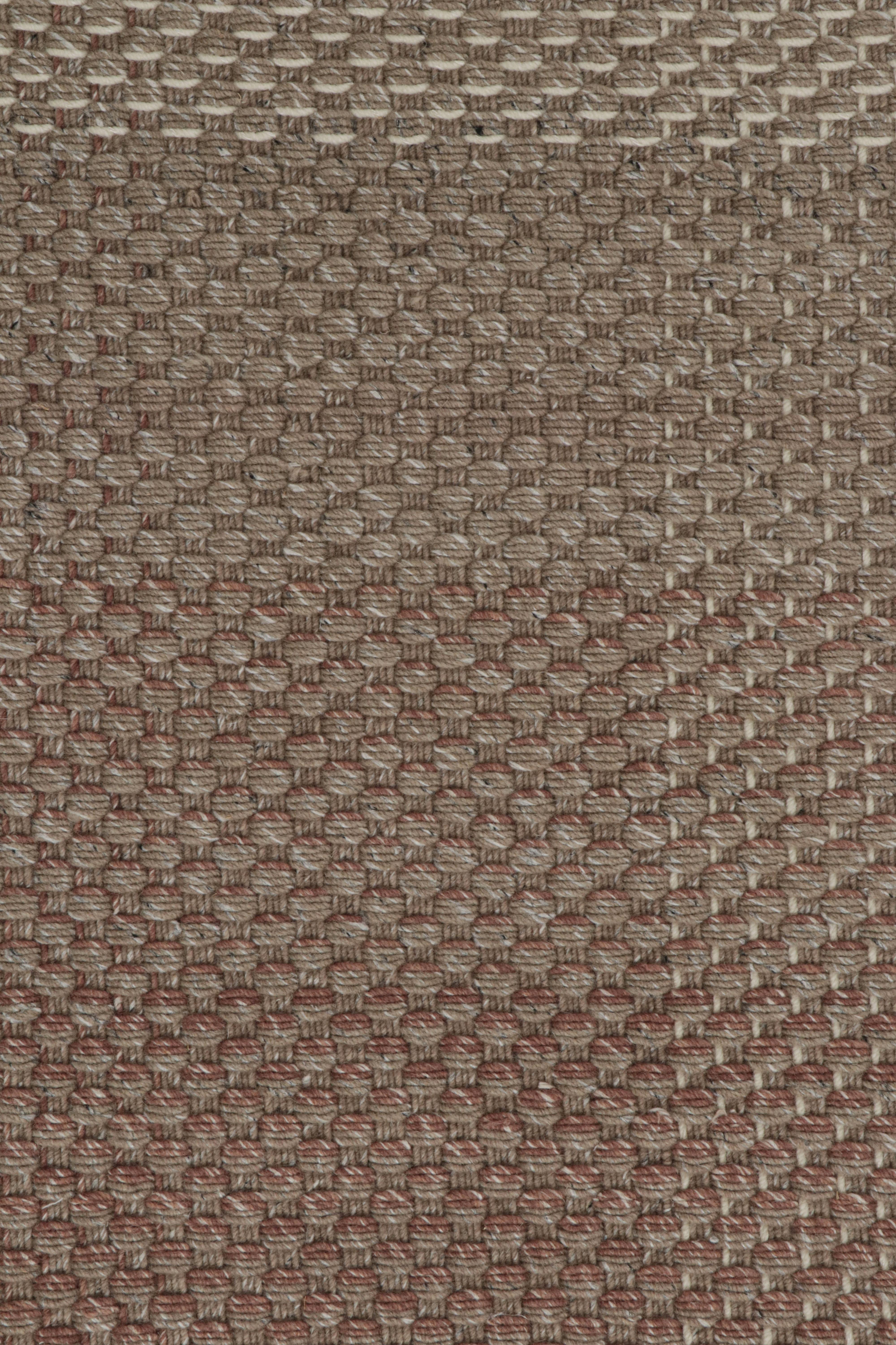 Rug & Kilim’s Scandinavian Style Ombre Kilim Rug in Brown Patterns In New Condition For Sale In Long Island City, NY