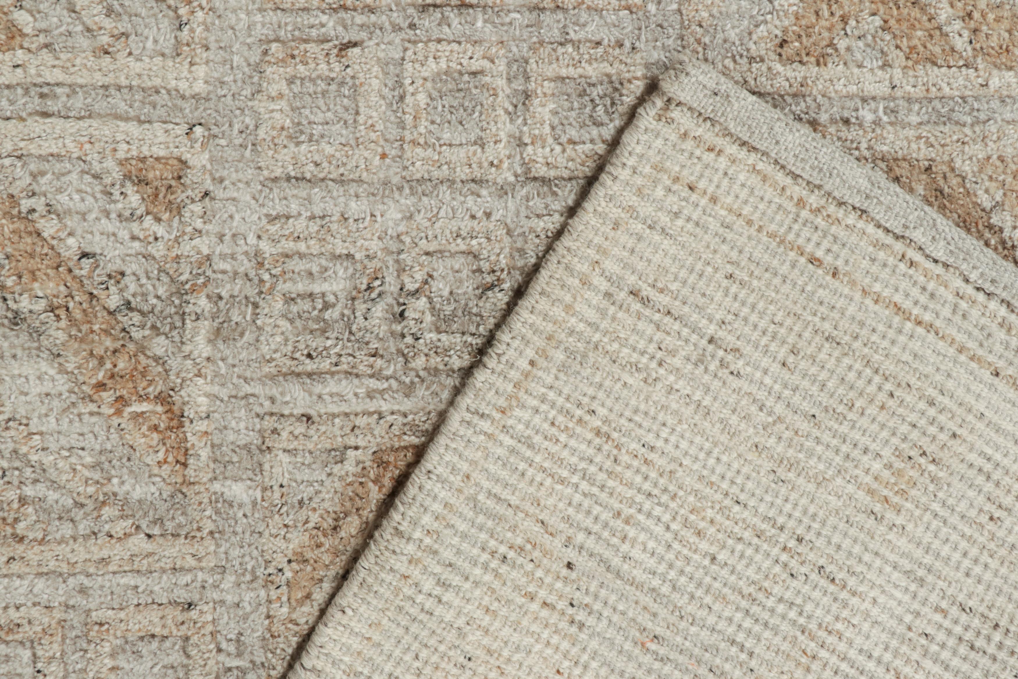 XXI secolo e contemporaneo Tappeto da esterno in stile scandinavo Rug & Kilim con motivo geometrico grigio e beige in vendita