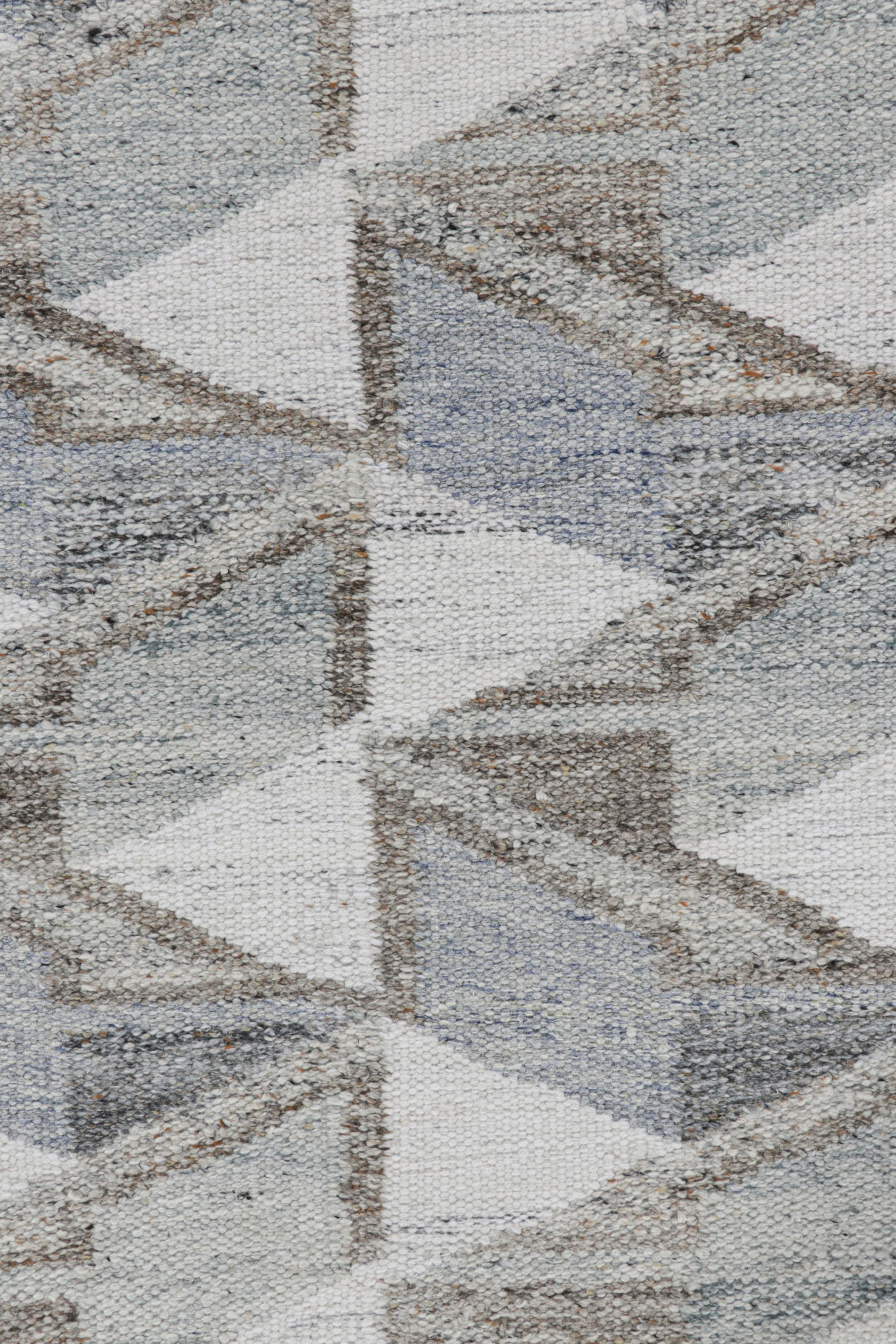 Rug & Kilim’s Scandinavian Style Outdoor Rug with Blue & Gray Geometric Pattern In New Condition For Sale In Long Island City, NY