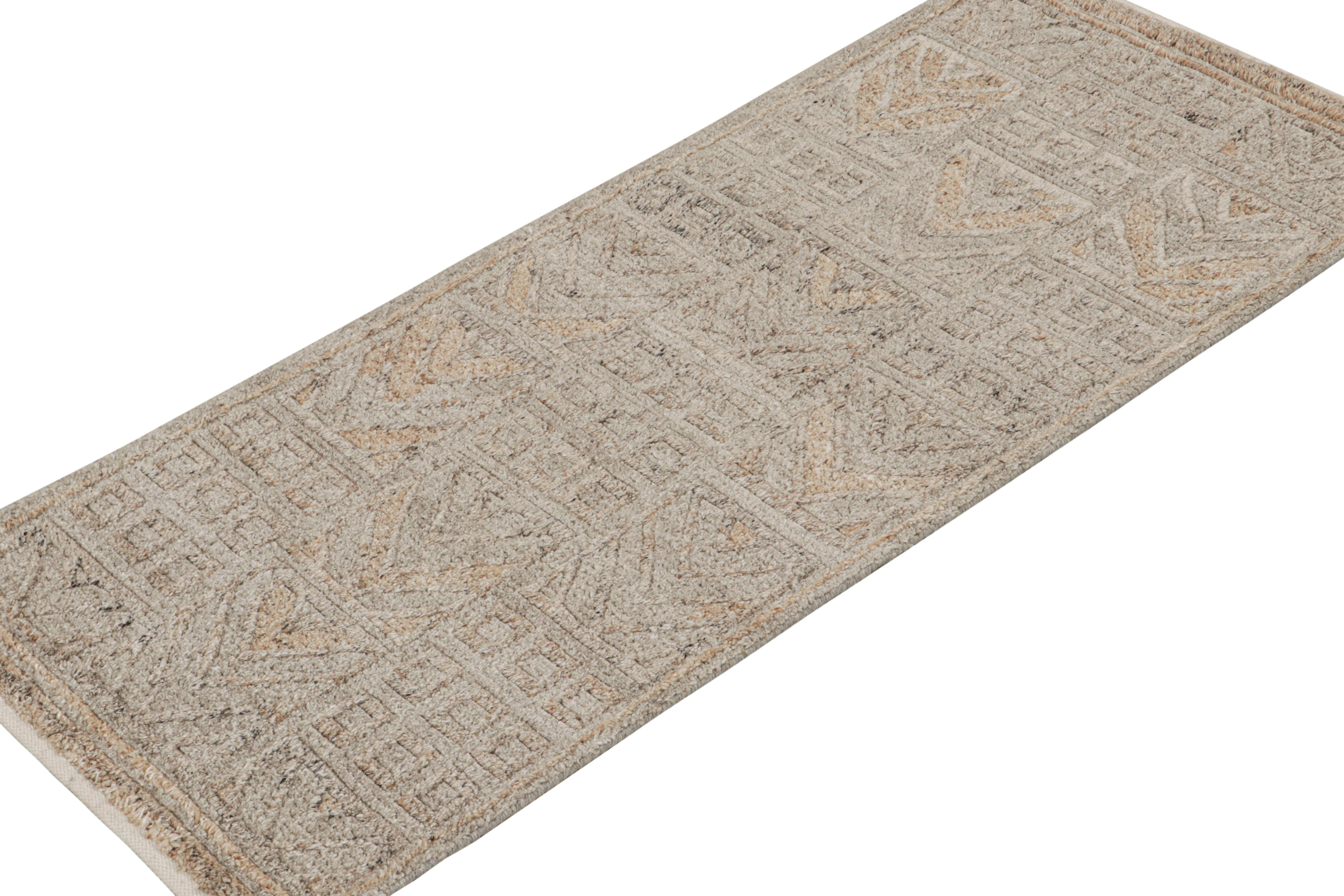 Skandinavischer Outdoor-Läufer von Rug & Kilim mit geometrischen Mustern in Greige (Moderne) im Angebot