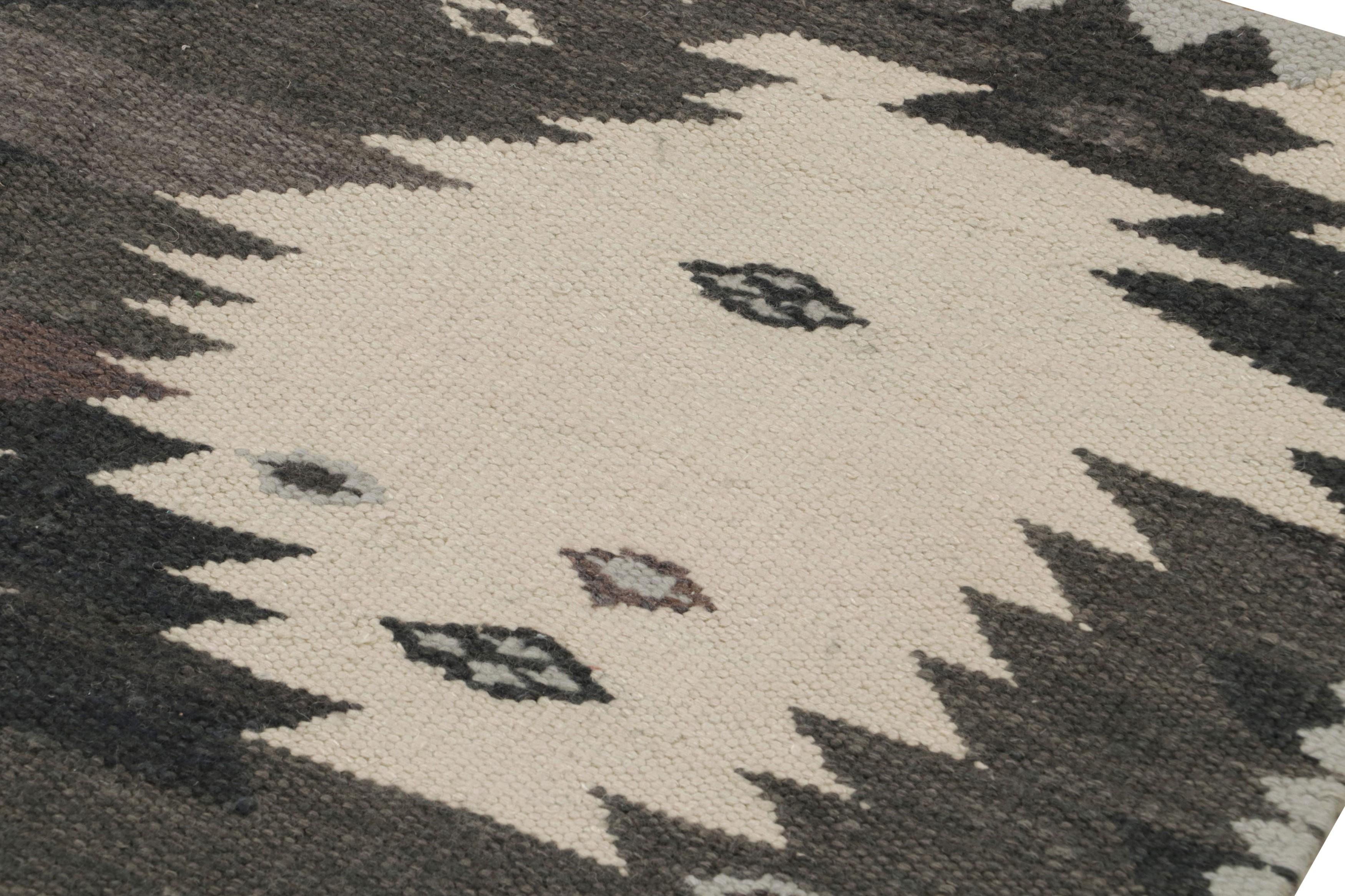 Rug & Kilim’s Scandinavian Style Rug, Charcoal Gray Tones in Geometric Patterns In New Condition For Sale In Long Island City, NY