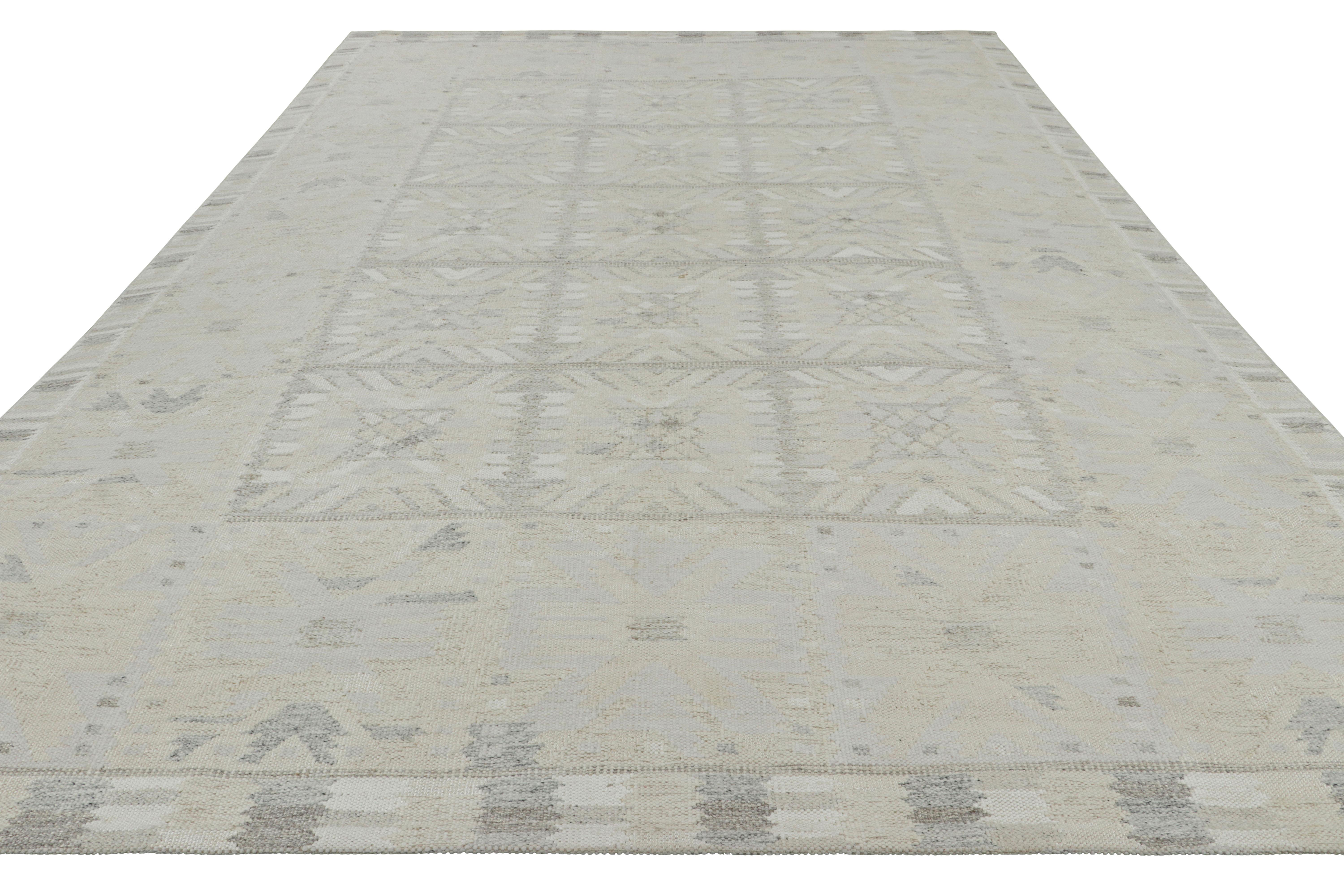 Tissé à la main Tapis de style scandinave de Rug & Kilim, motifs géométriques crème, blanc et gris en vente