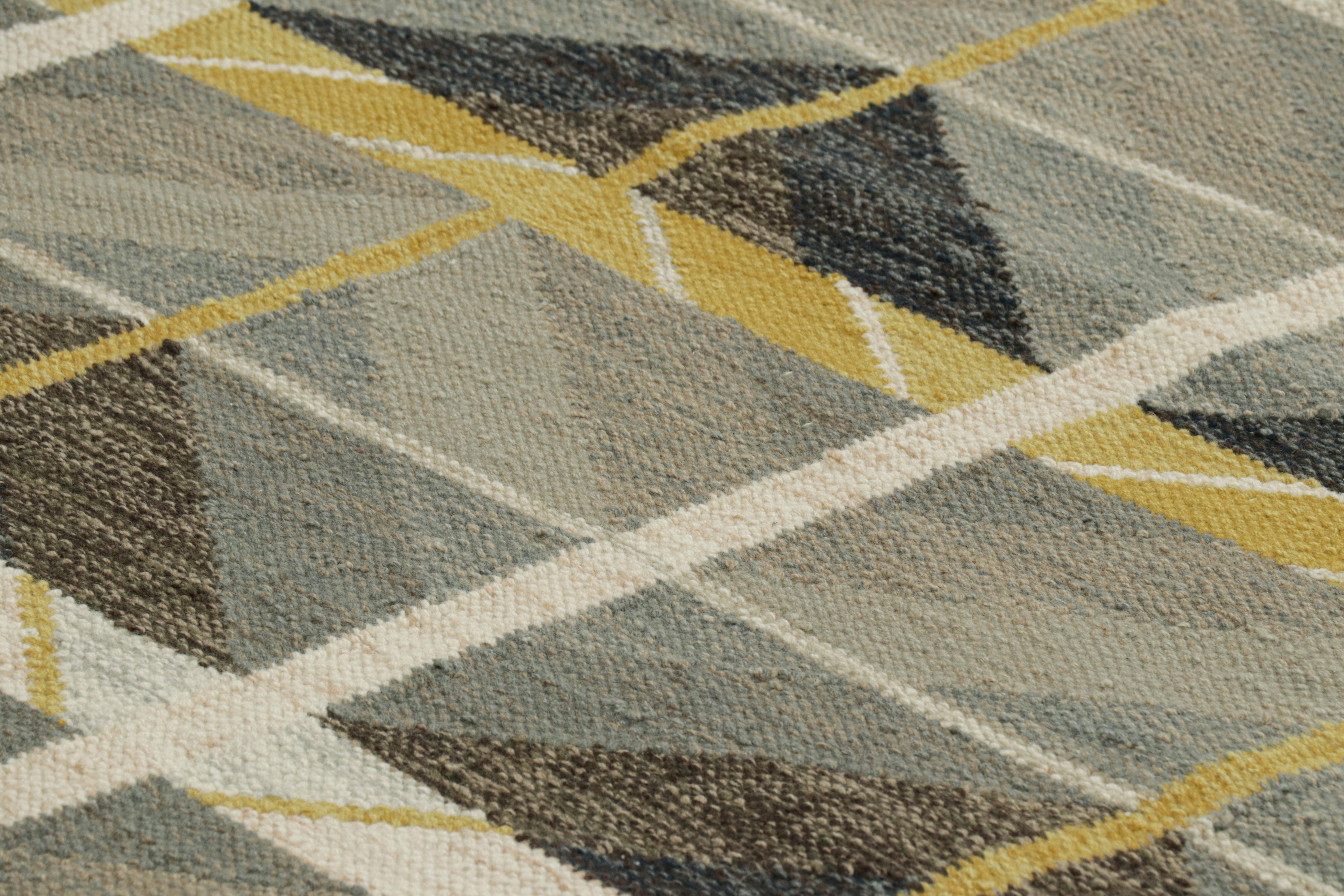 Realizzato in lana intrecciata a mano, questo tappeto 9x12 è un'entusiasmante novità della collezione di tappeti scandinavi di Rug & Kilim: una rivisitazione contemporanea del minimalismo svedese e dei tappeti e tessuti vintage delle tradizioni
