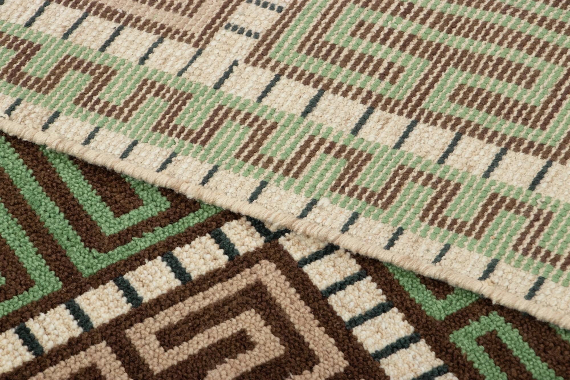 XXI secolo e contemporaneo Tappeto in stile scandinavo di Rug & Kilim, verde e rosa con motivi geometrici in vendita
