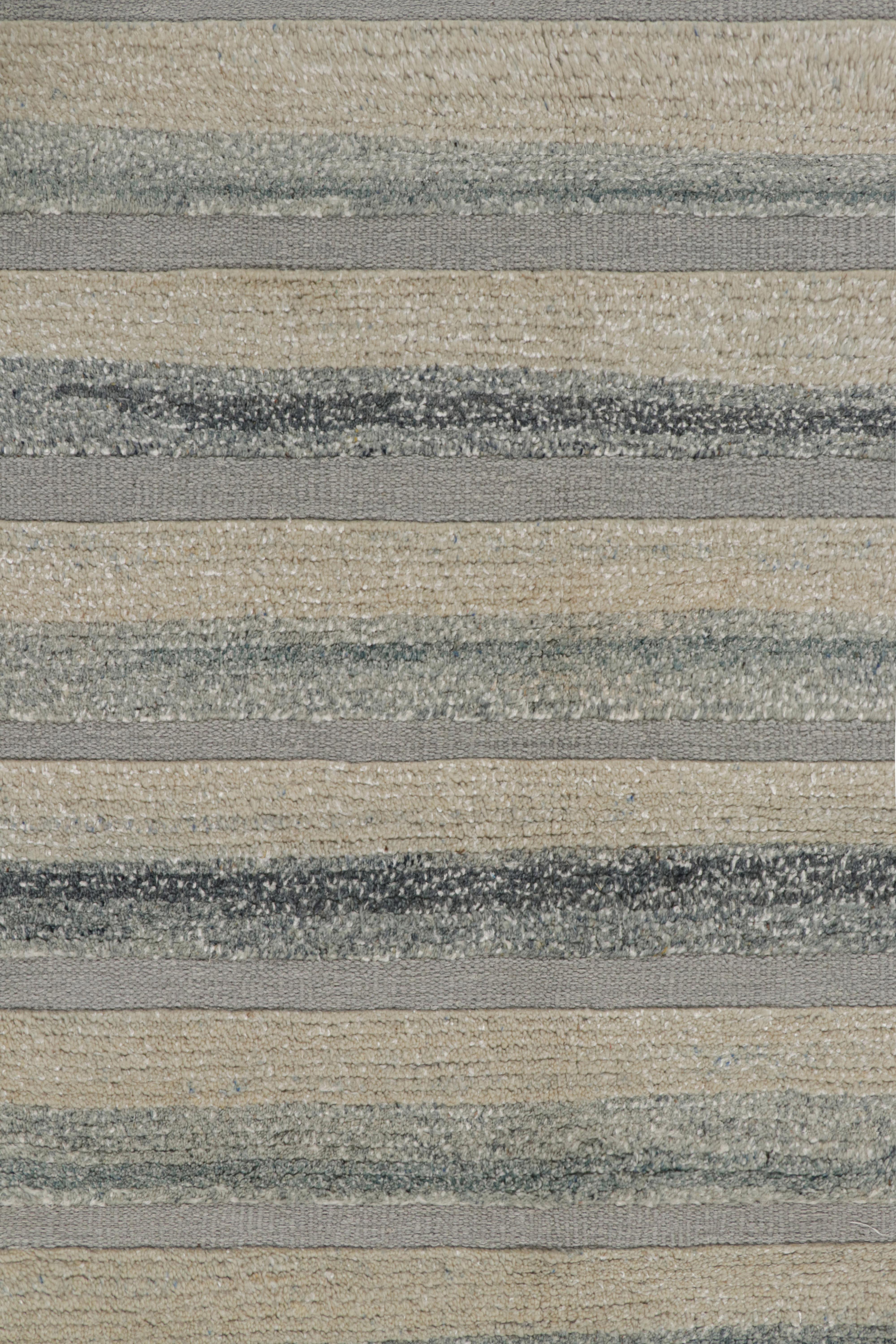 Rug & Kilim: Tappeto in stile scandinavo a strisce beige e blu In condizioni Nuovo in vendita a Long Island City, NY