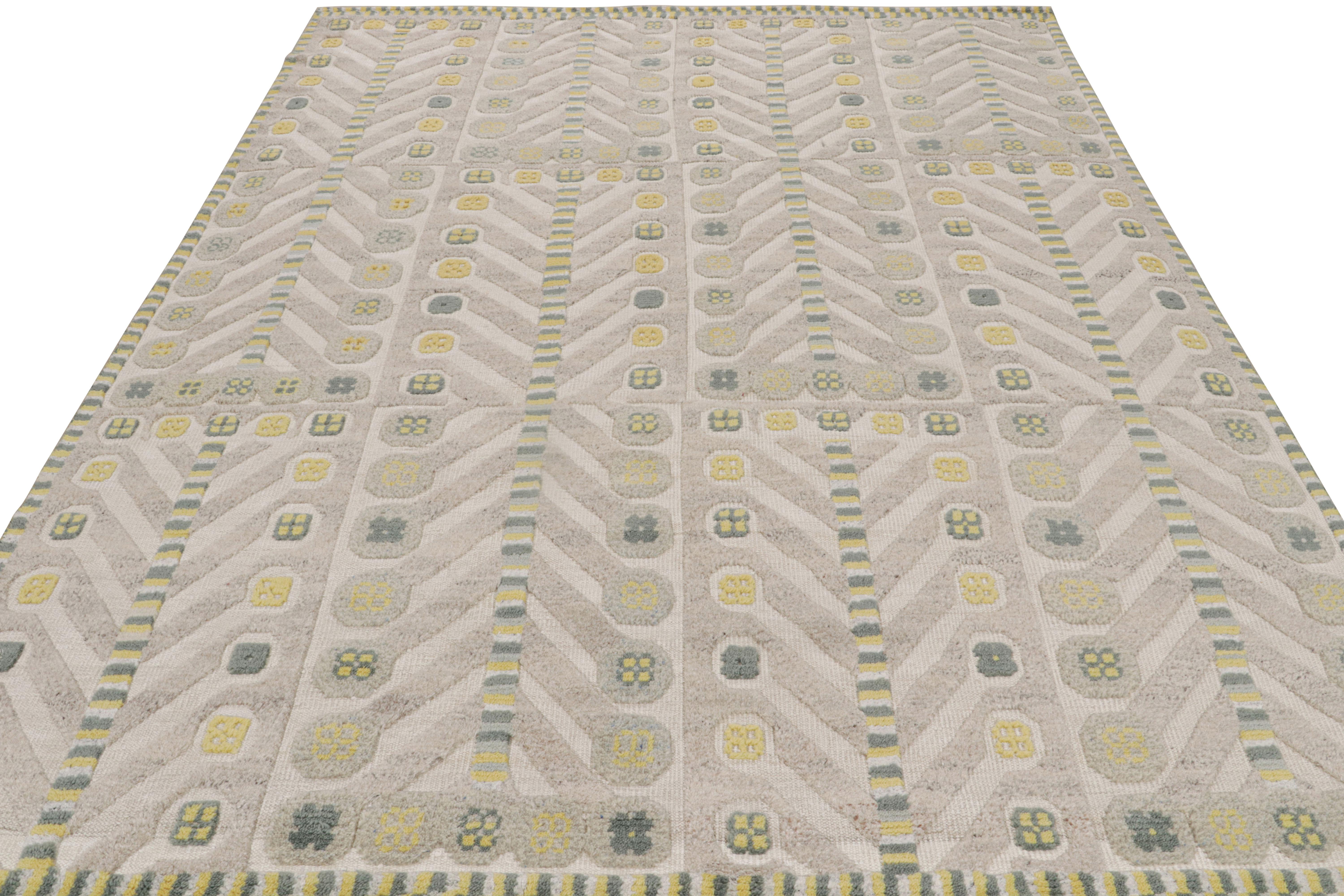 Scandinavian Modern Rug & Kilim’s Scandinavian Style Rug in Beige and Taupe with Geometric Patterns For Sale