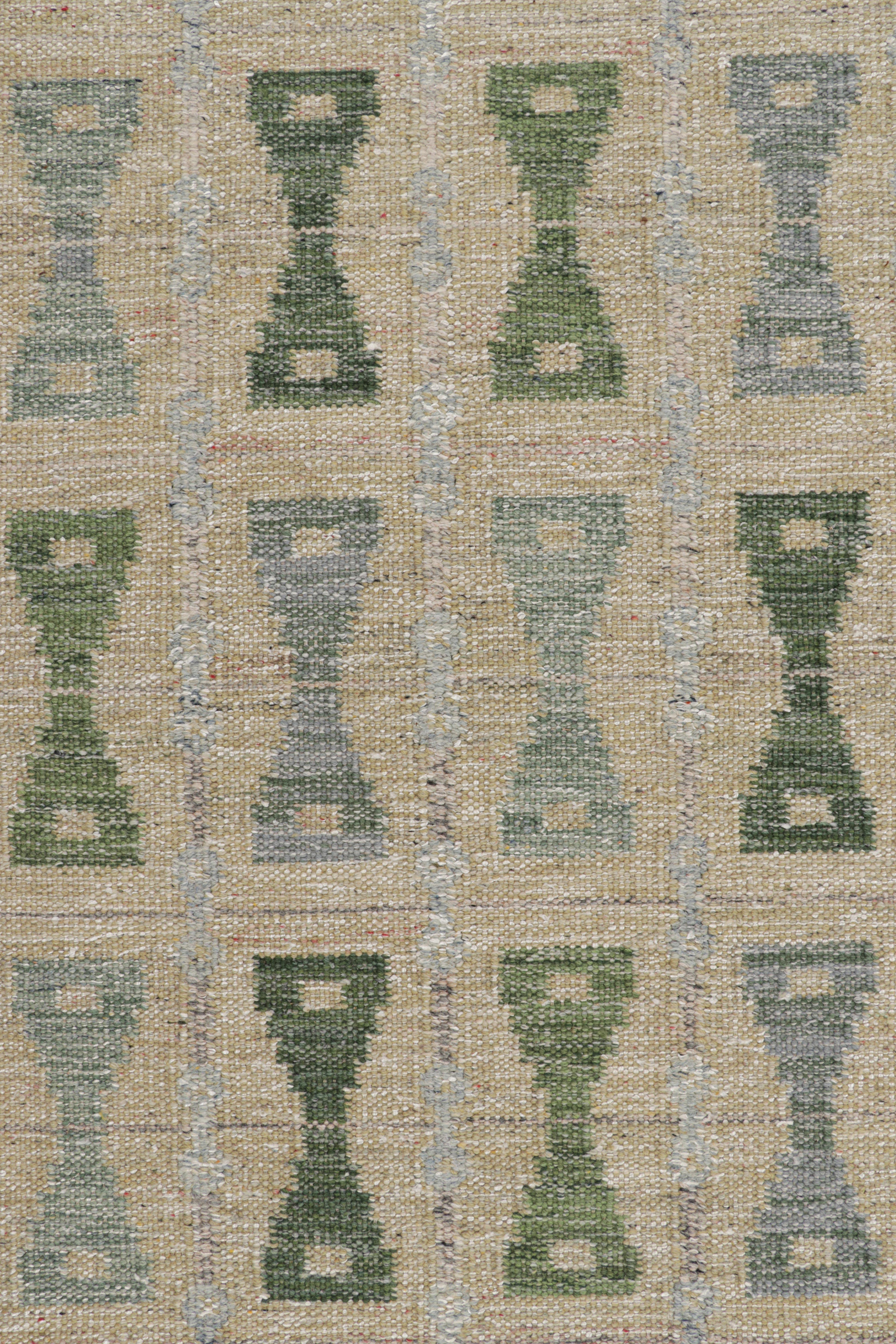 Moderno Tappeto in stile scandinavo Rug & Kilim in beige e blu con motivi a clessidra in vendita