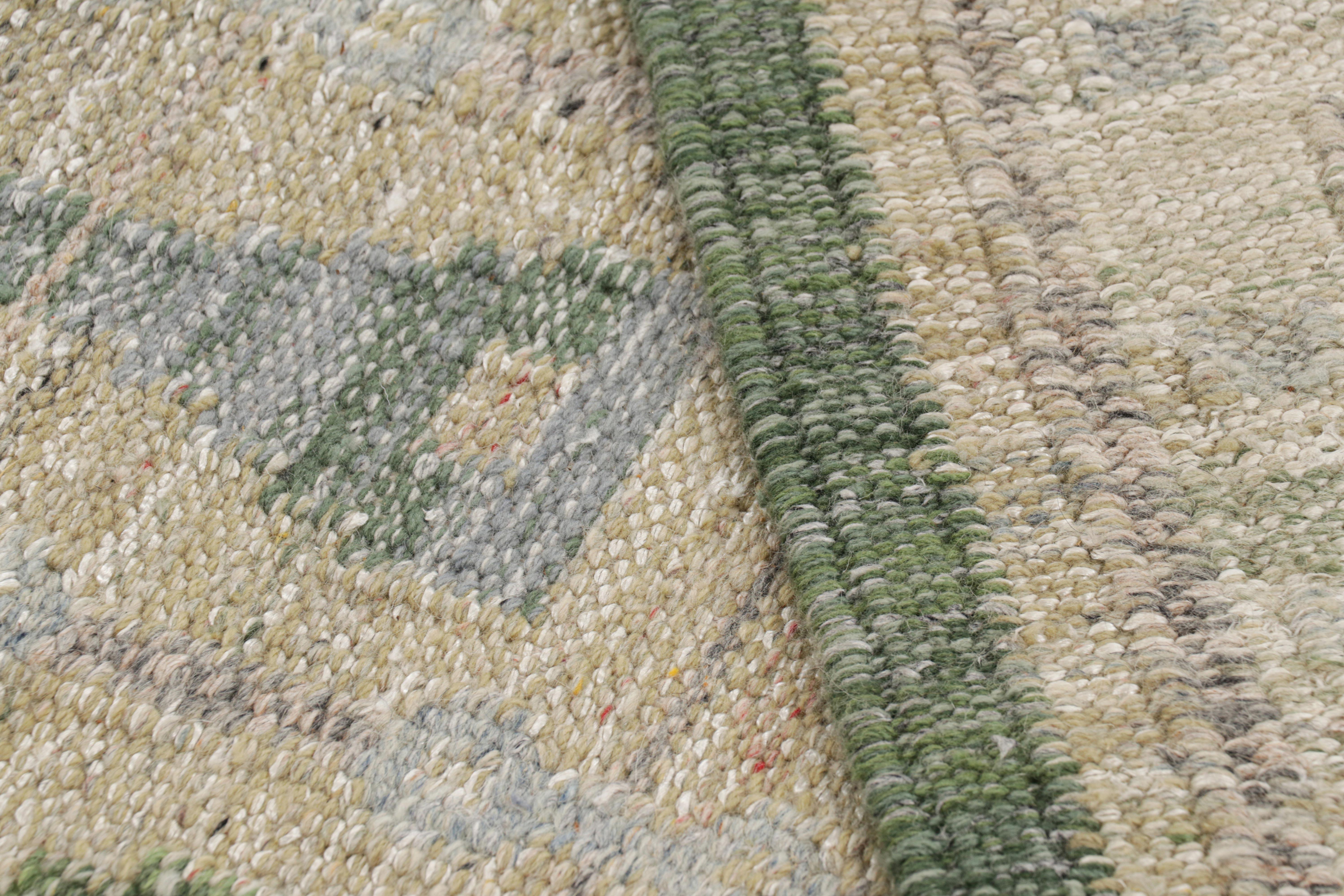 XXI secolo e contemporaneo Tappeto in stile scandinavo Rug & Kilim in beige e blu con motivi a clessidra in vendita