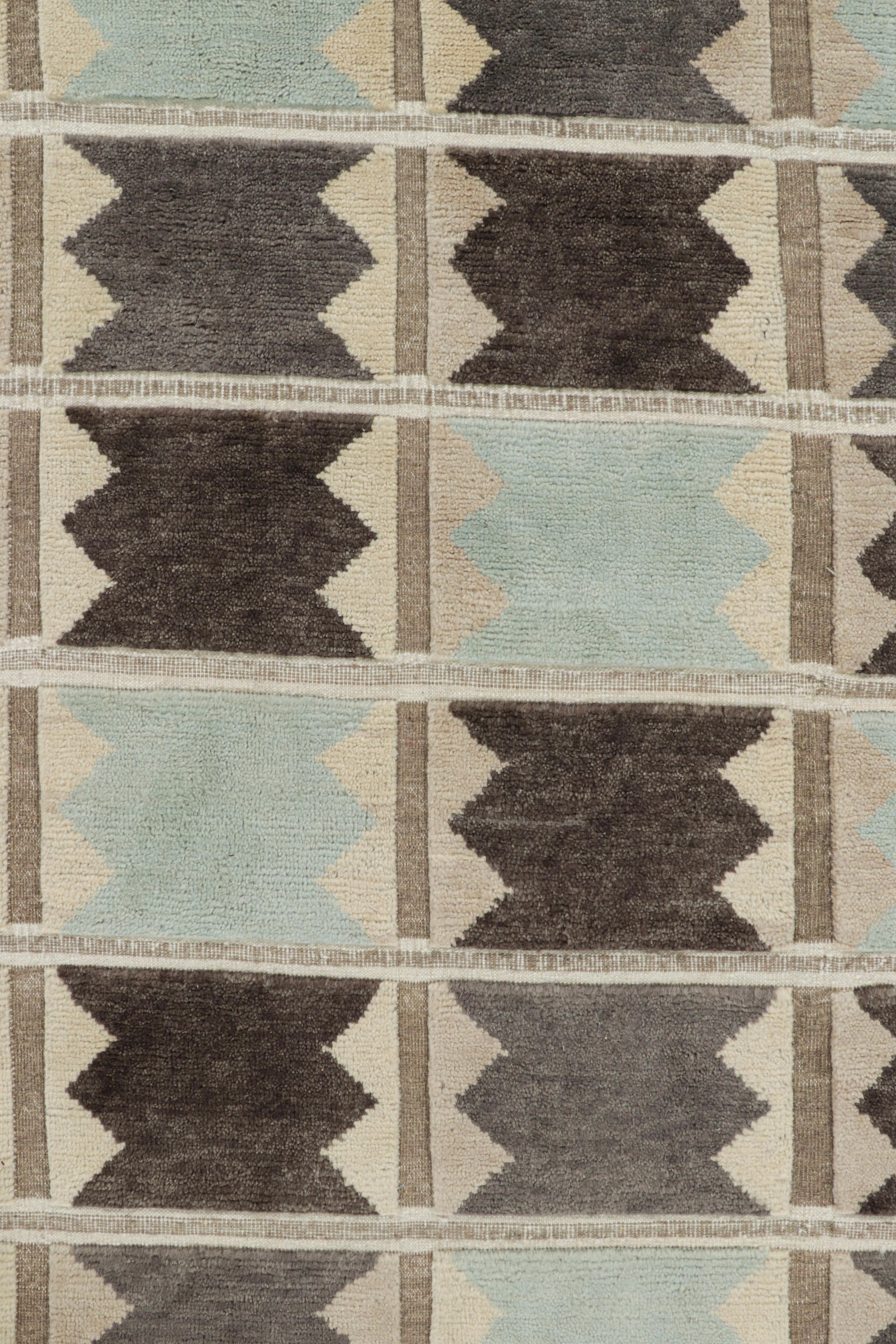 Rug & Kilim’s Scandinavian Style Rug in Beige-Brown and Blue Geometric Patterns In New Condition For Sale In Long Island City, NY