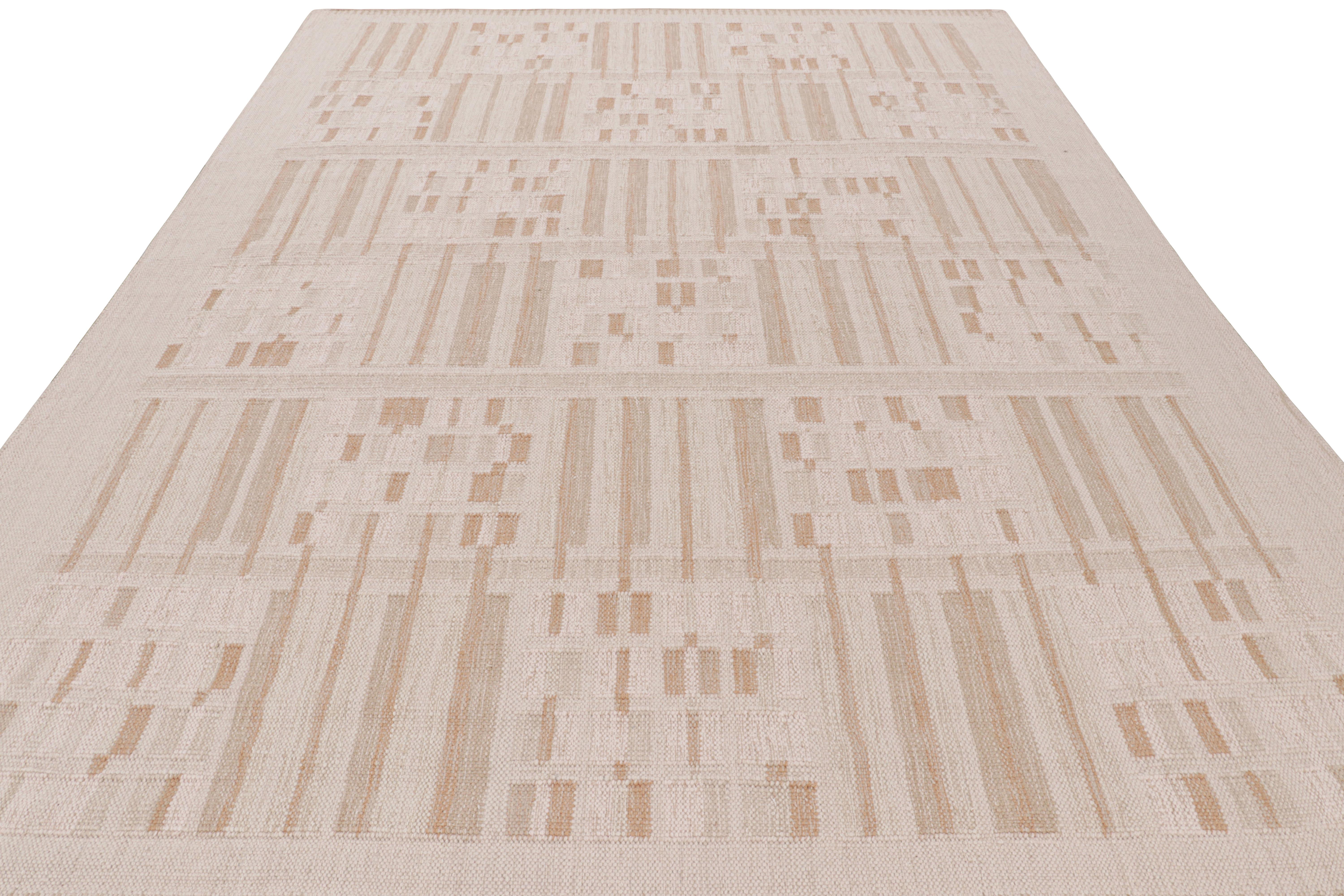Indiano Tappeto in stile scandinavo Rug & Kilim con motivo geometrico beige-marrone e crema in vendita