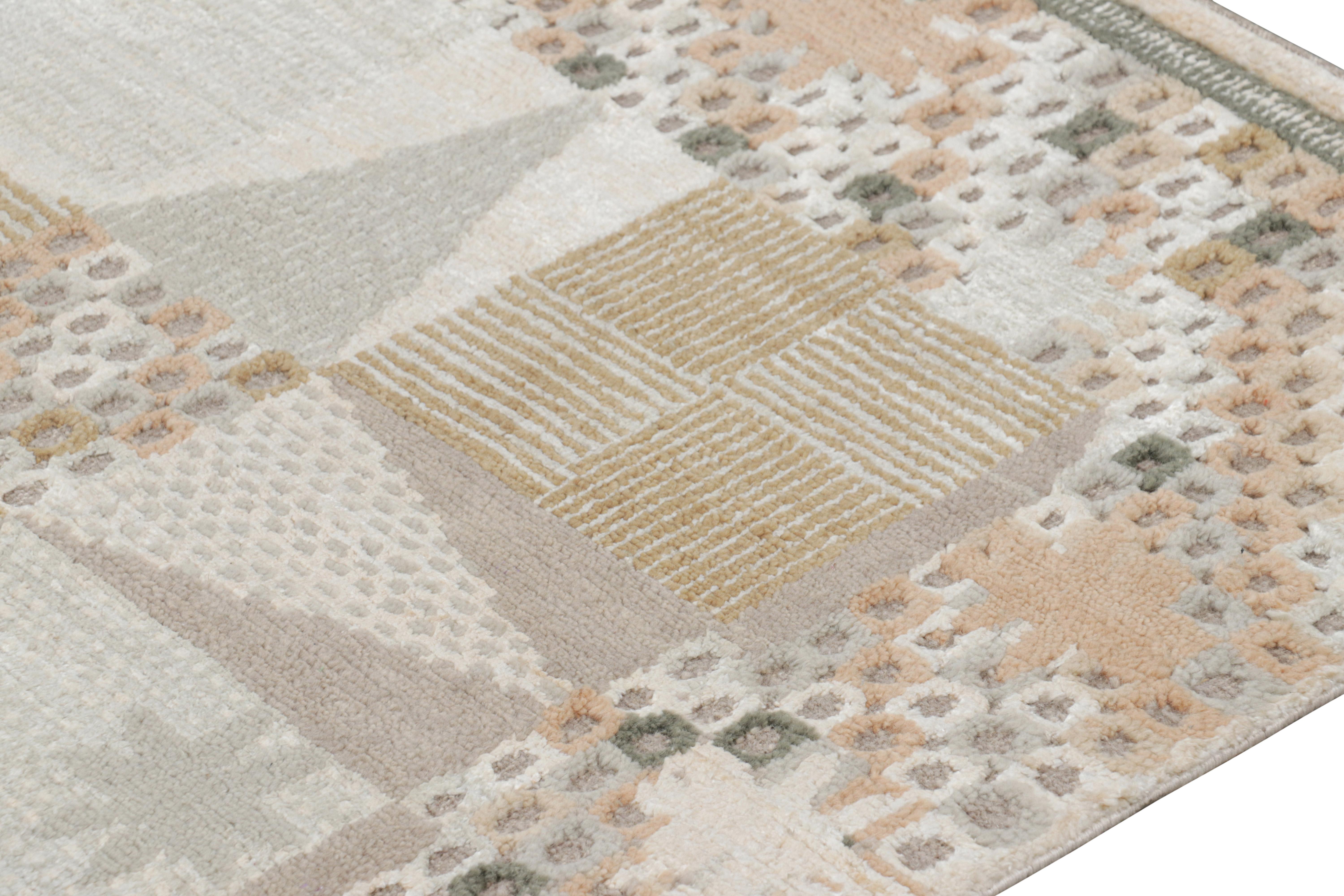 Alfombra de estilo escandinavo de Rug & Kilim con motivos geométricos beige-marrón y gris en Nuevo estado para la venta en Long Island City, NY