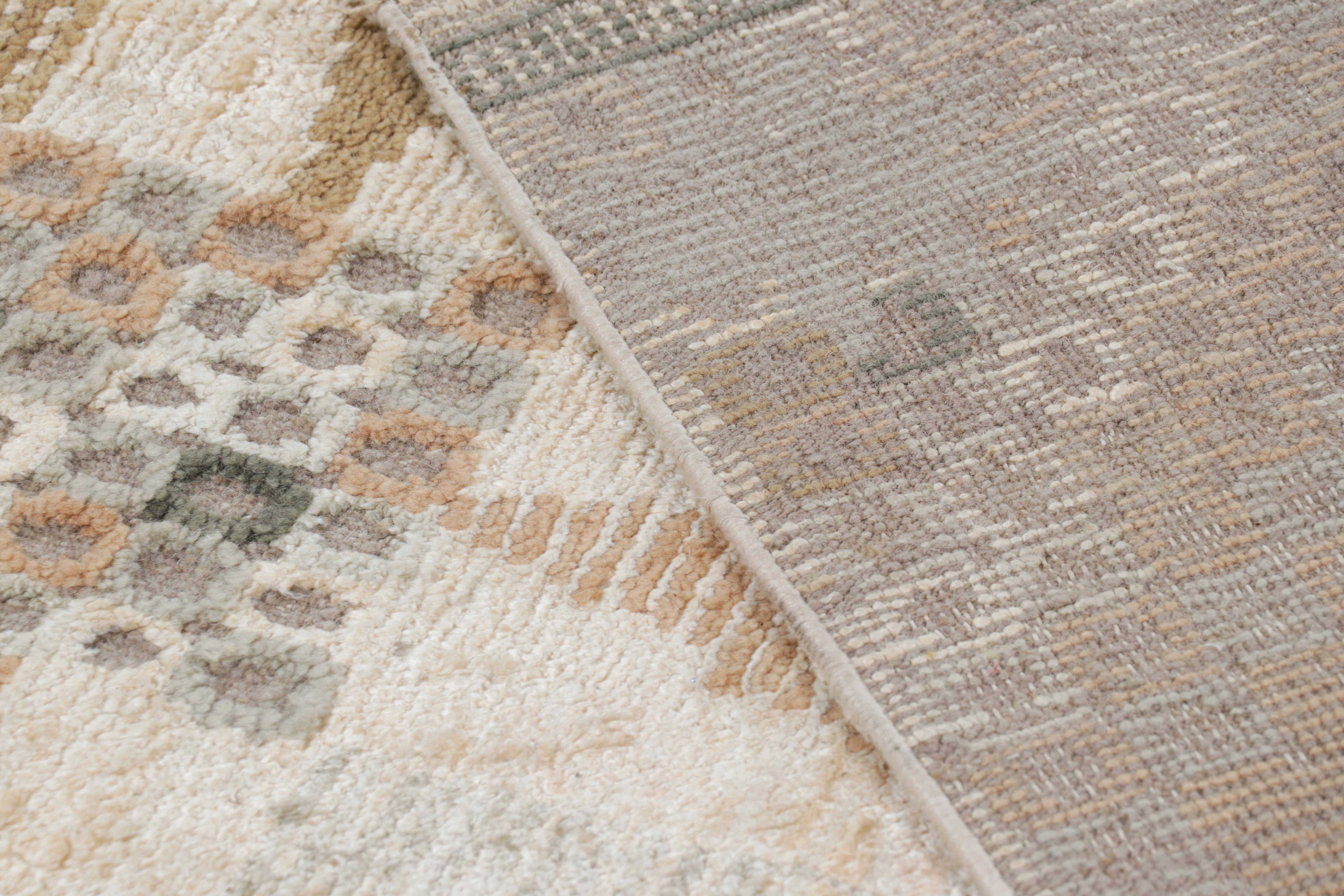 XXIe siècle et contemporain Tapis de style scandinave à motifs géométriques beige-brun et gris de Rug & Kilim en vente