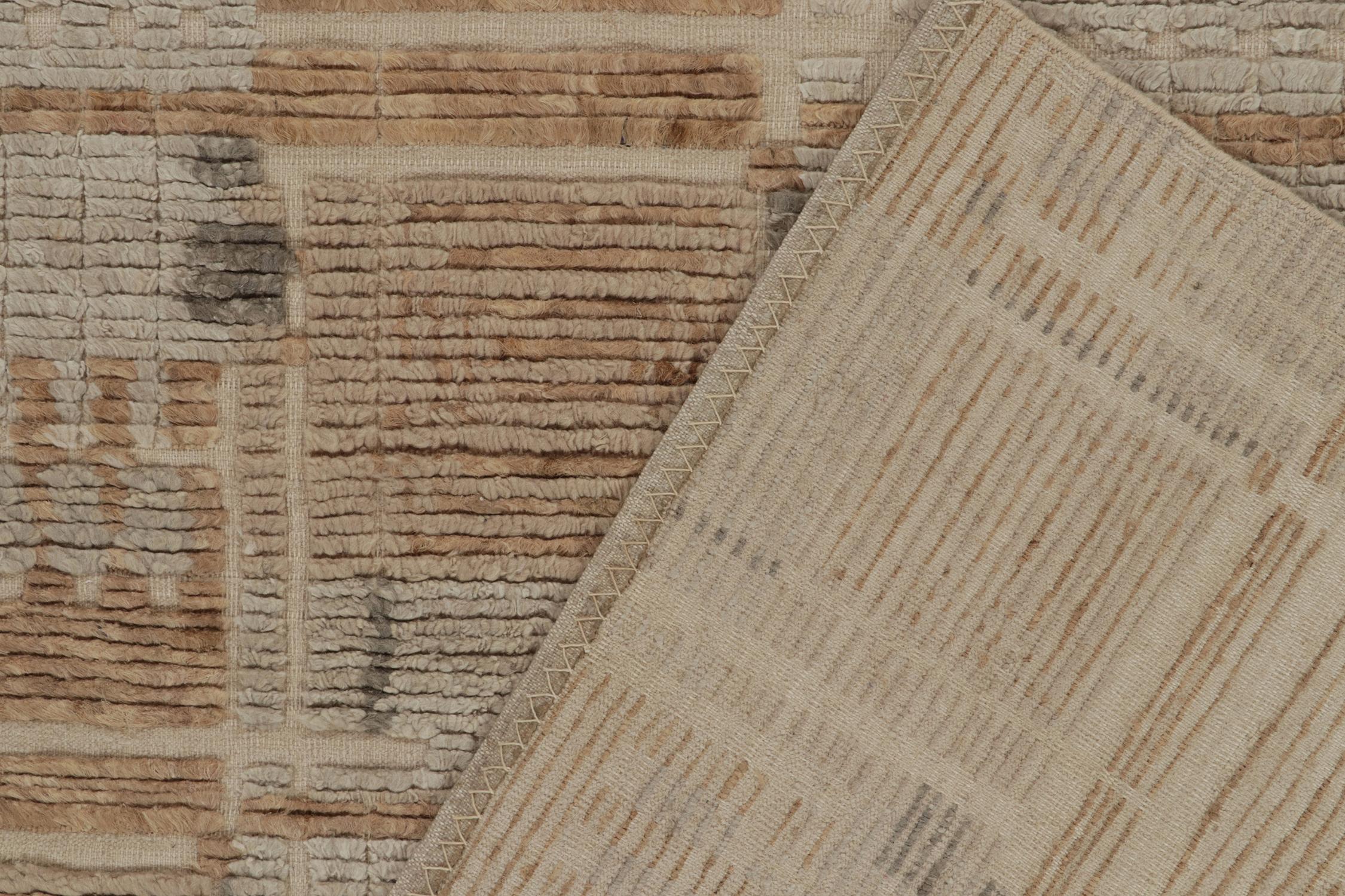Teppich & Kilims im skandinavischen Stil in Beige-Braun und Grau mit hochgeschlossenen Mustern (21. Jahrhundert und zeitgenössisch) im Angebot
