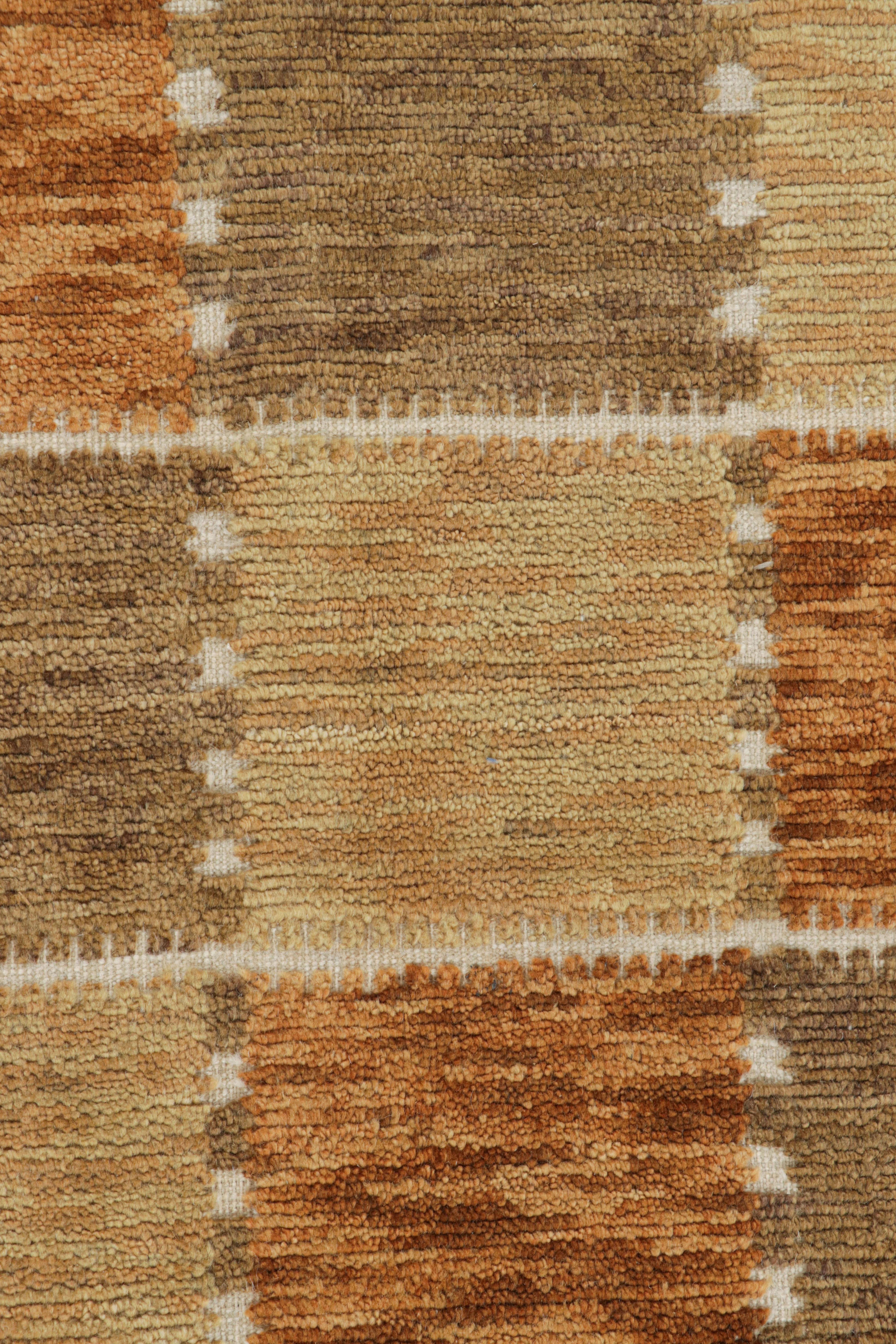 Rug & Kilim’s Scandinavian Style Rug in Beige-Brown and Rust Geometric Pattern In New Condition For Sale In Long Island City, NY