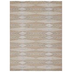 Rug & Kilim's Scandinavian Style Rug in Beige-Brown Geometric Patterns (tapis de style scandinave à motifs géométriques beige et marron)