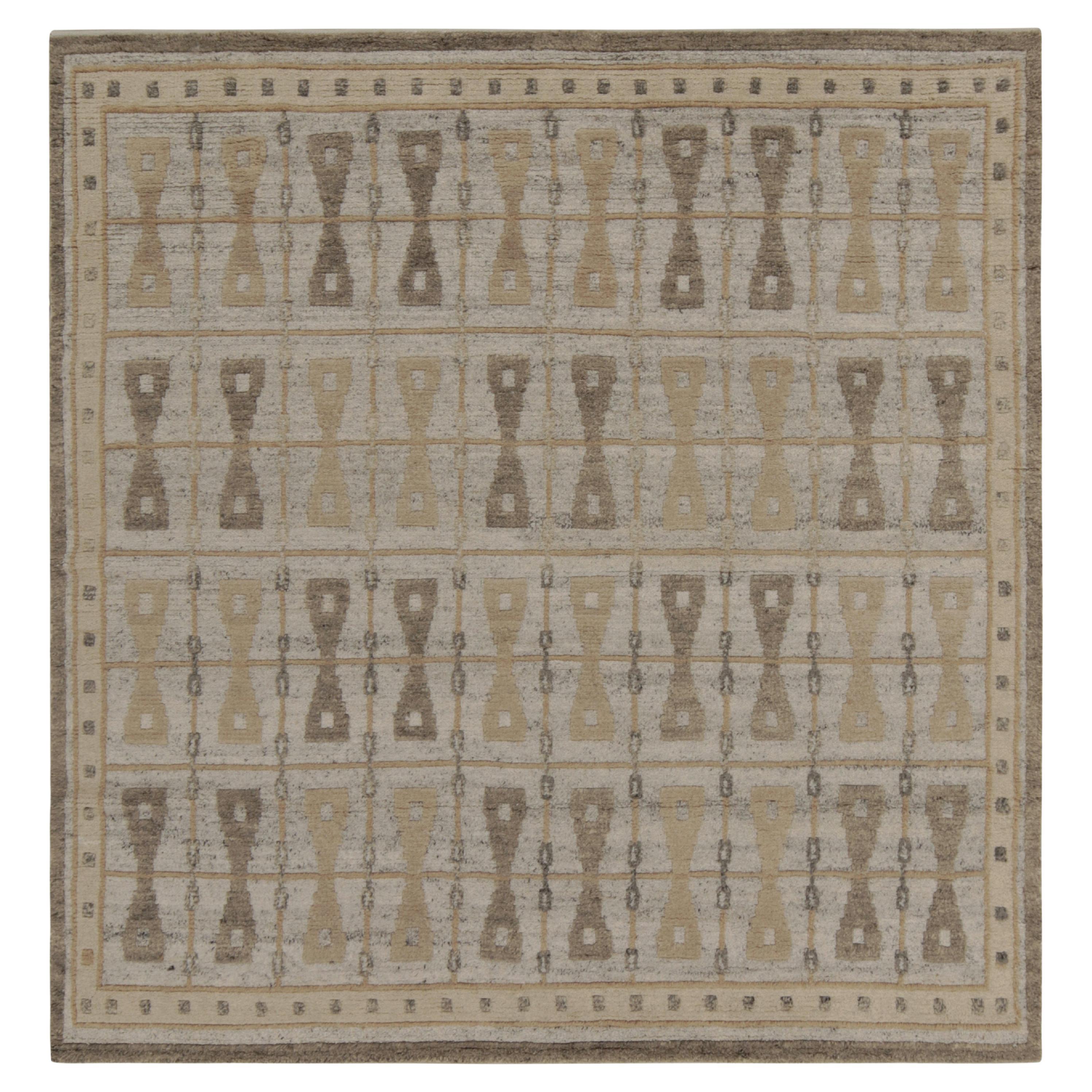 Rug & Kilim’s Scandinavian style rug in Beige-Brown & Grey Geometric Patterns