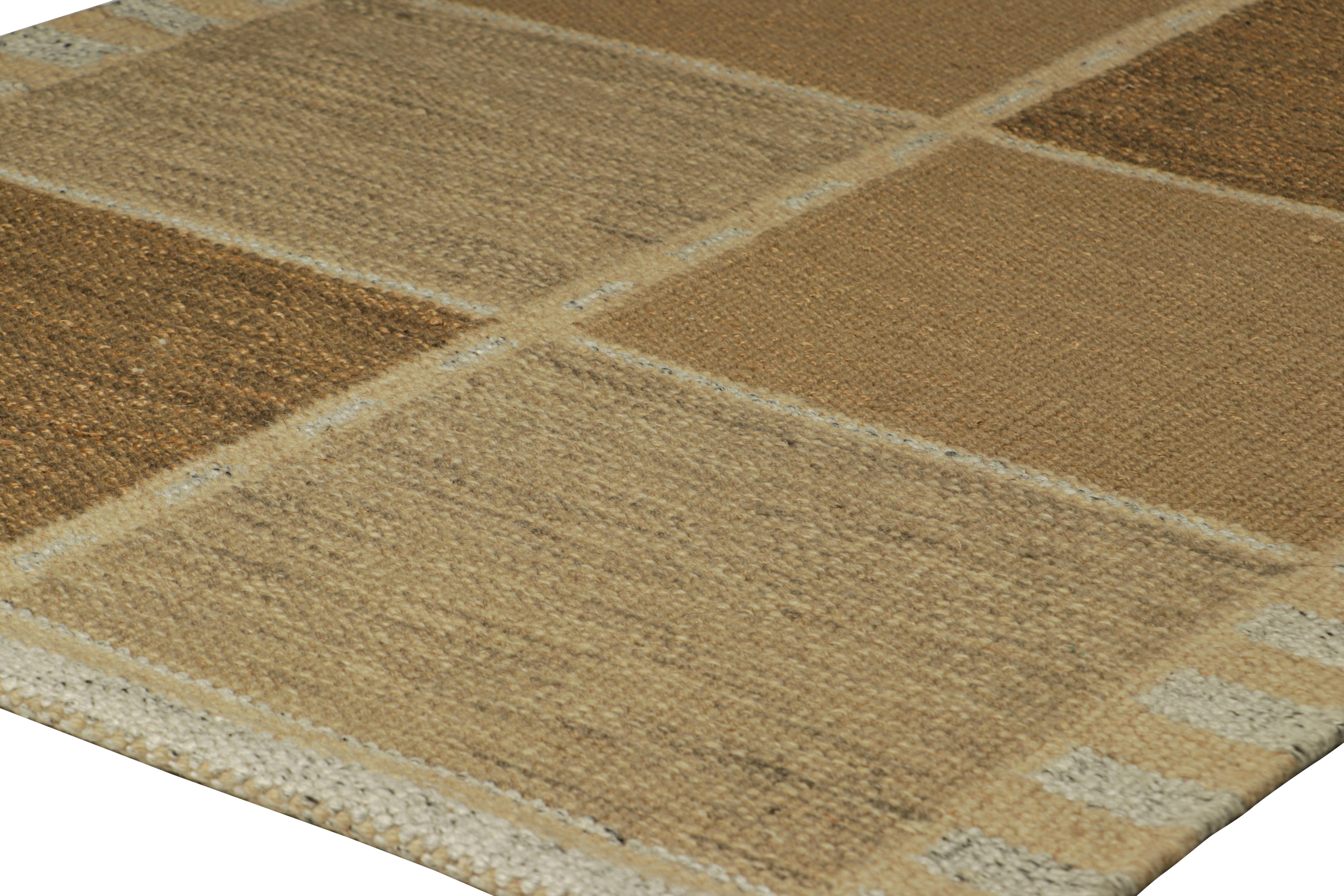 Alfombra de estilo escandinavo Rug & Kilim en beige-marrón, con dibujo geométrico azul Moderno en venta